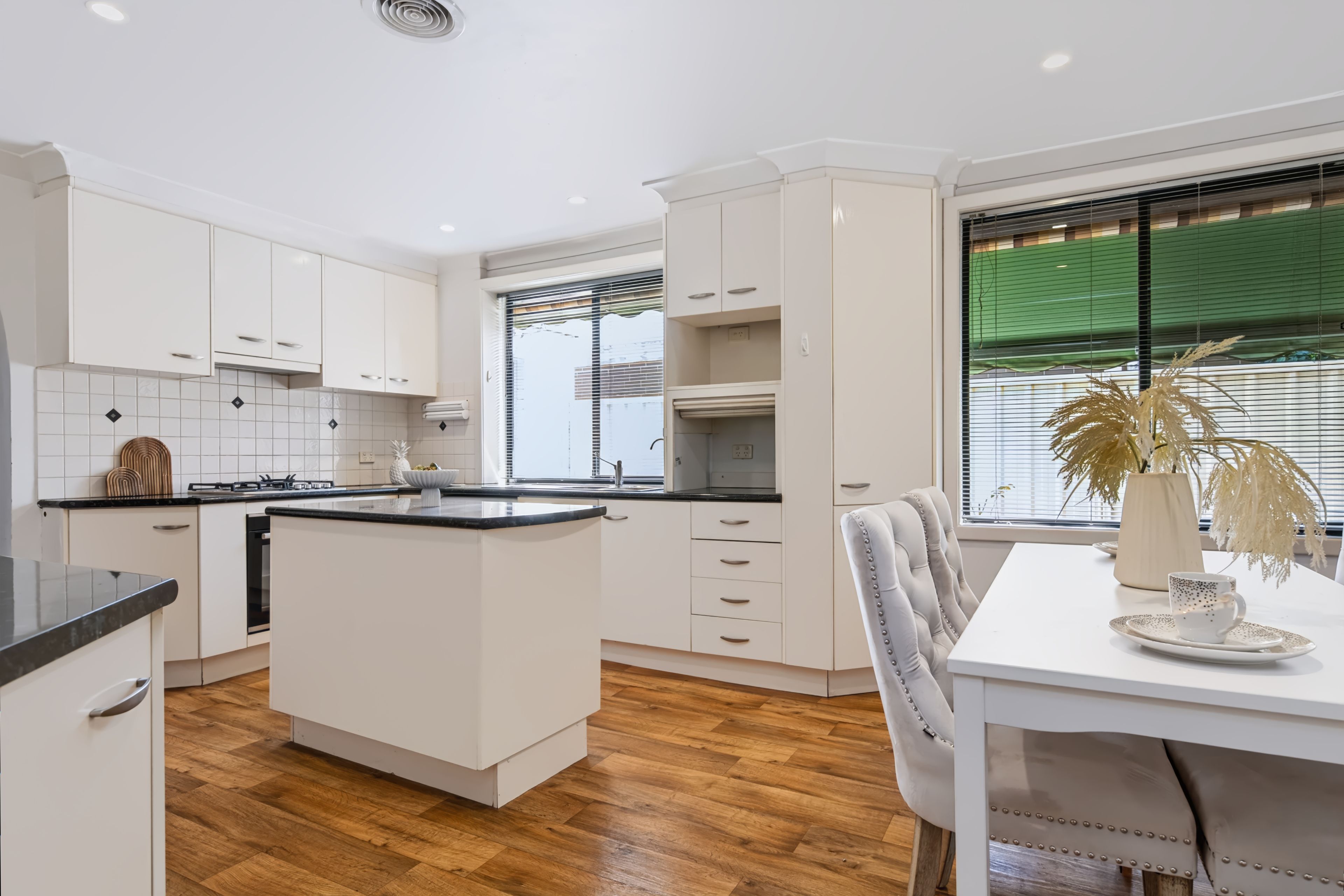 4 Blackwood Court — photo 9 of 28