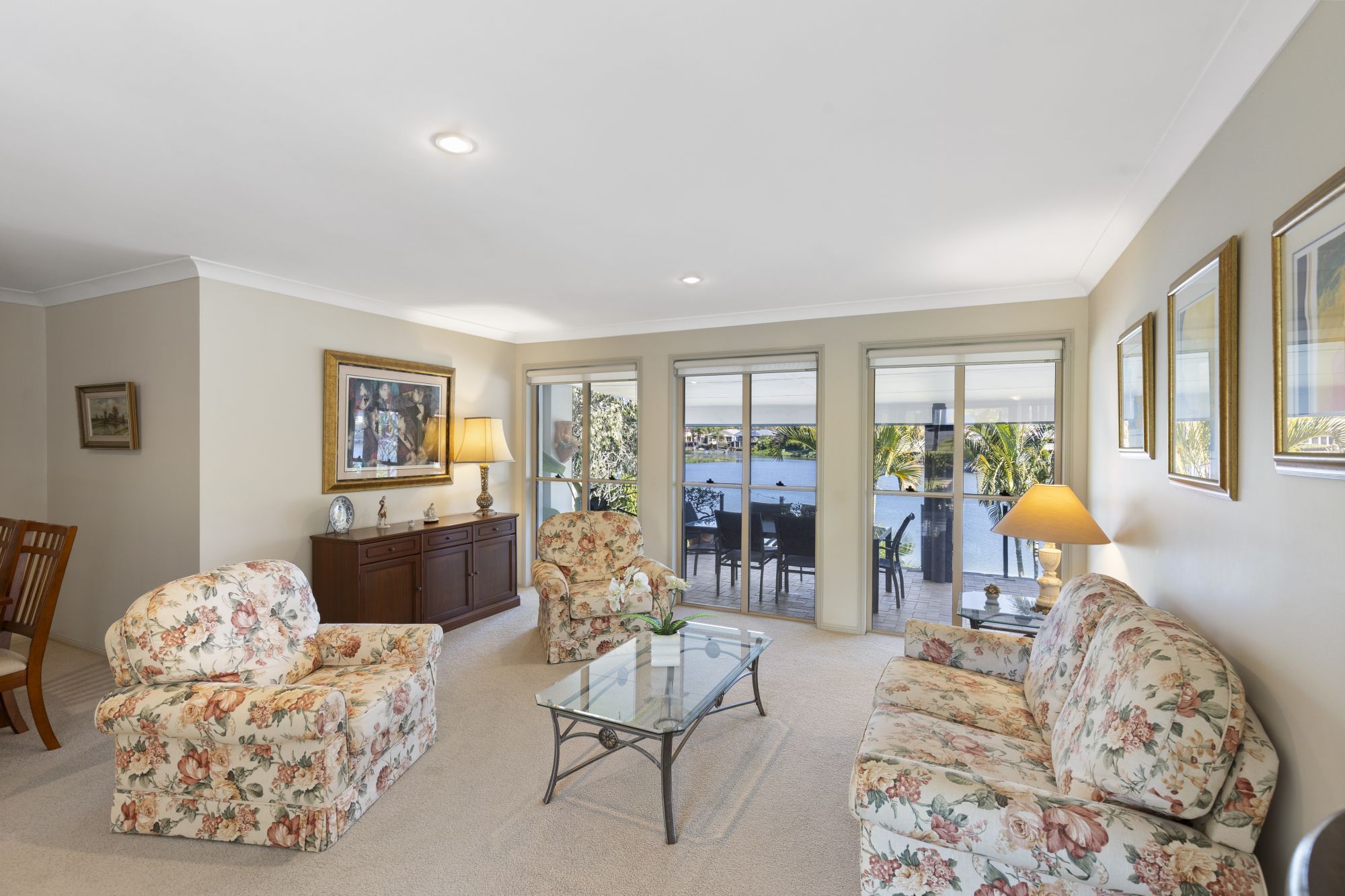 10 Mornington Terrace — photo 9 of 26
