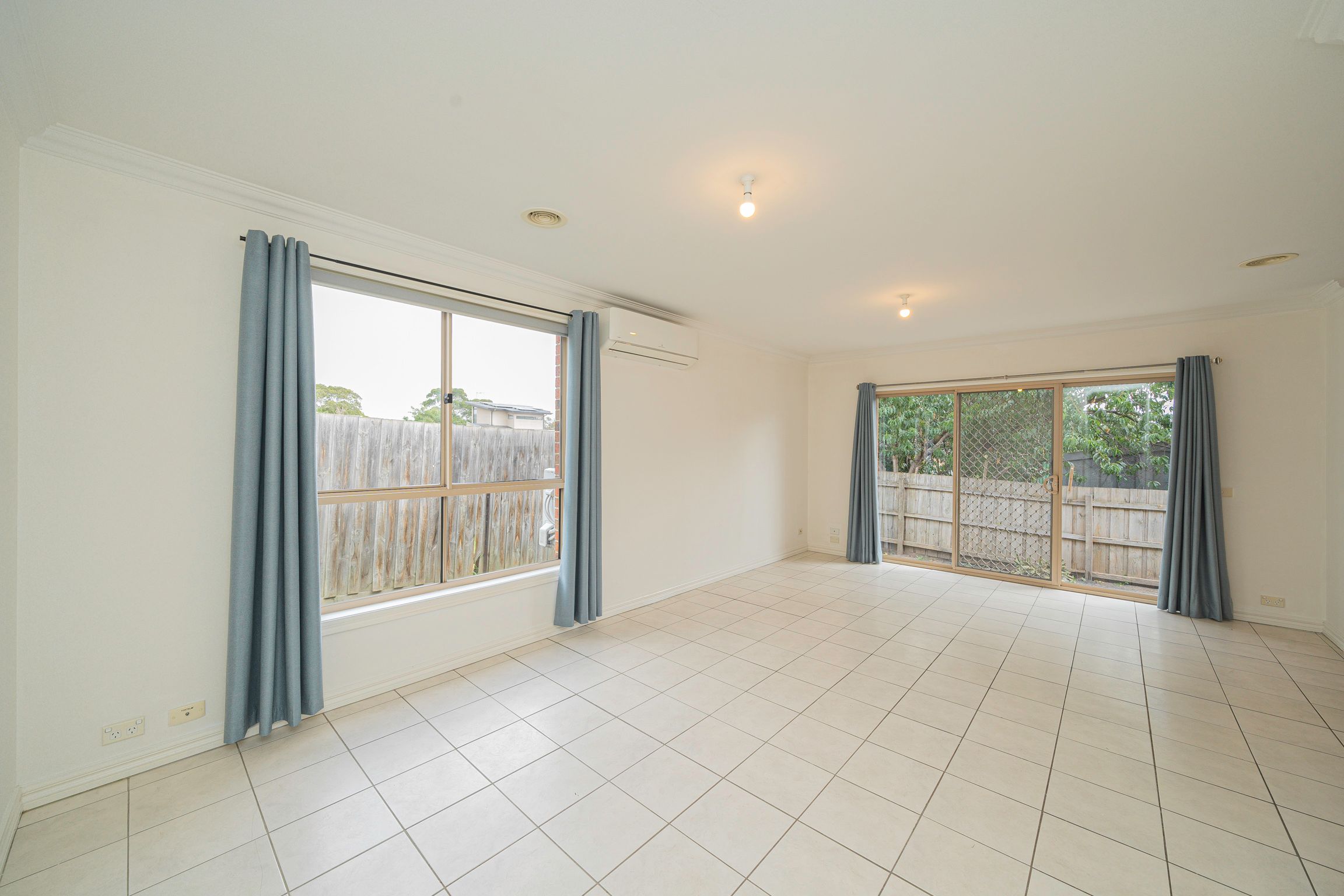 2/37 Charles Avenue, Hallam, VIC 3803