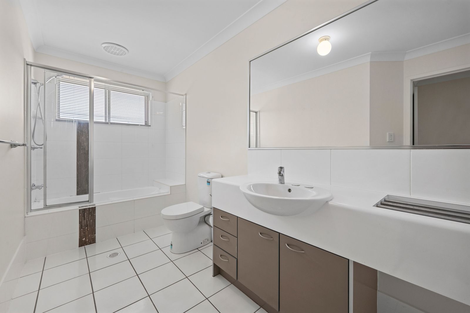 77/7 Tania Street — photo 7 of 11