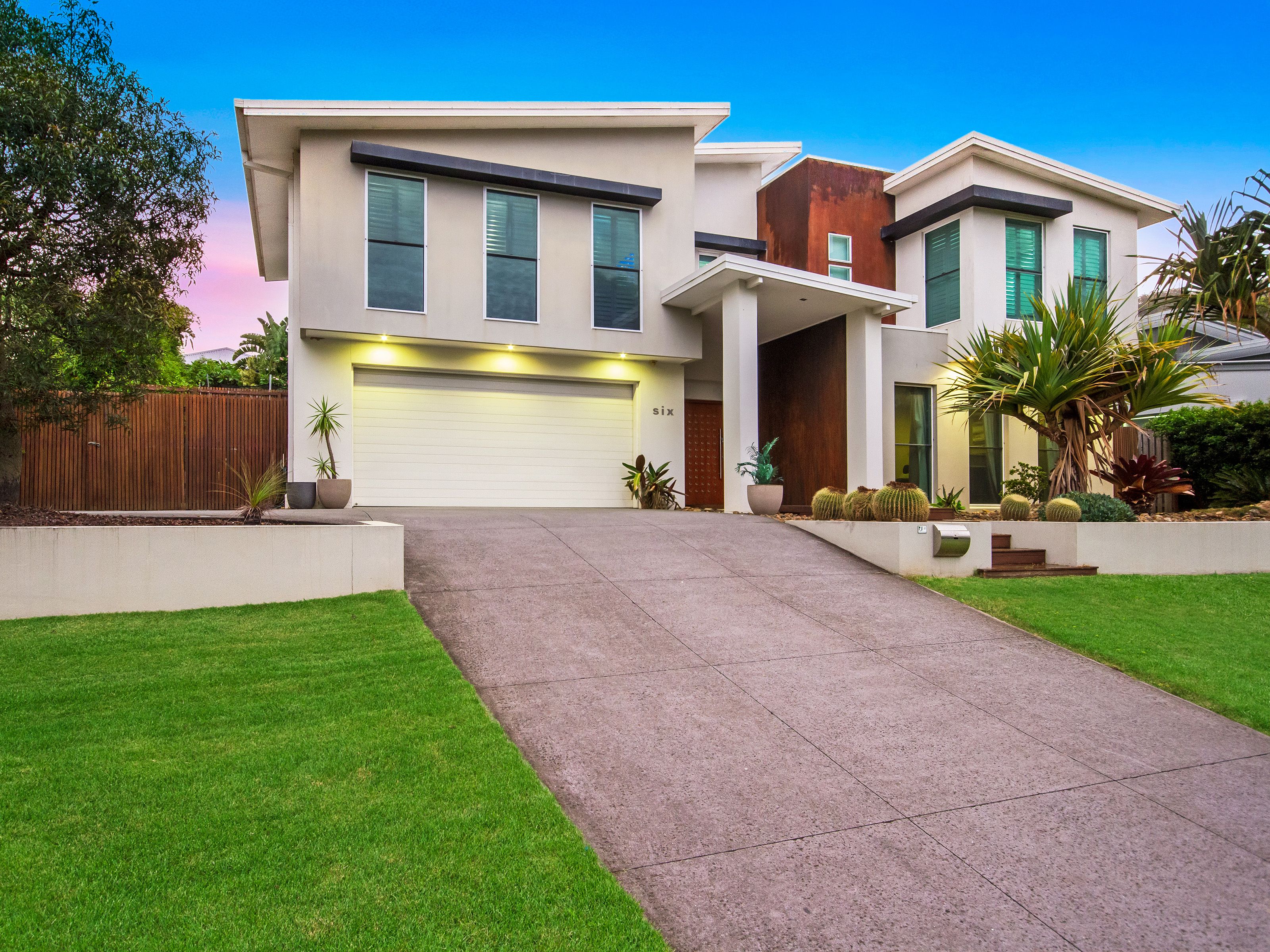 6 Greenview Drive, Upper Coomera QLD 4209