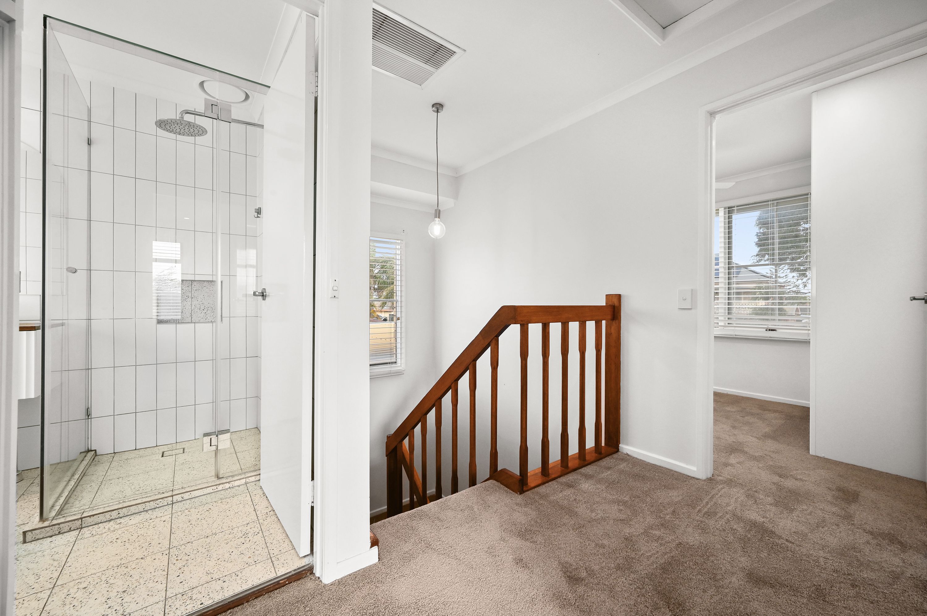 33 Seaspray Avenue — photo 16 of 24