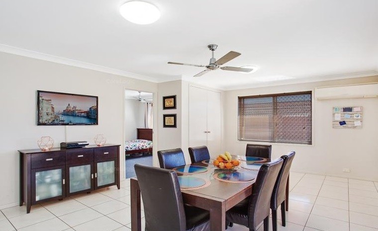 17 Oasis Crescent, Elanora, QLD 4221