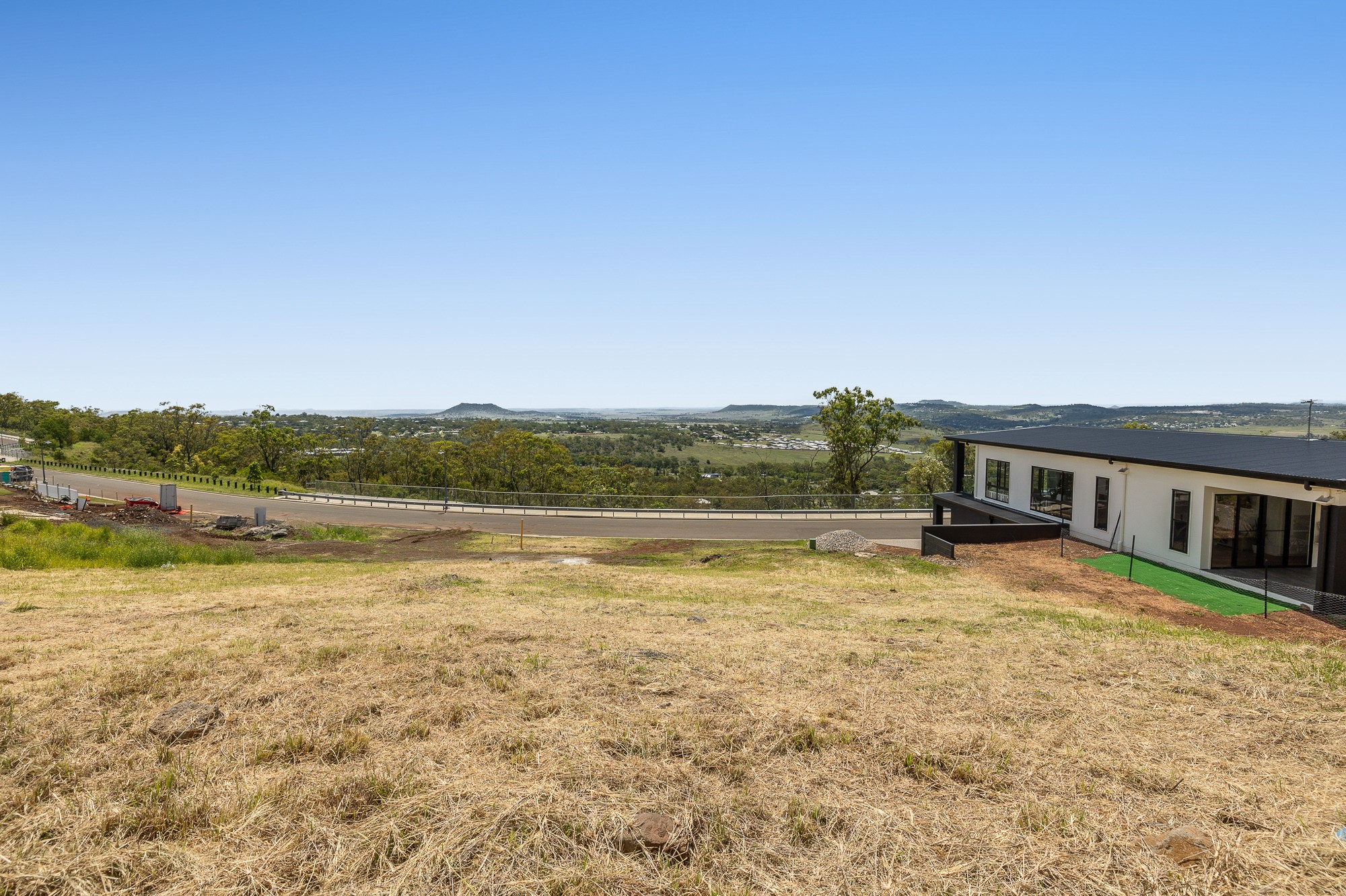39 Reserve Road, Cranley, QLD 4350