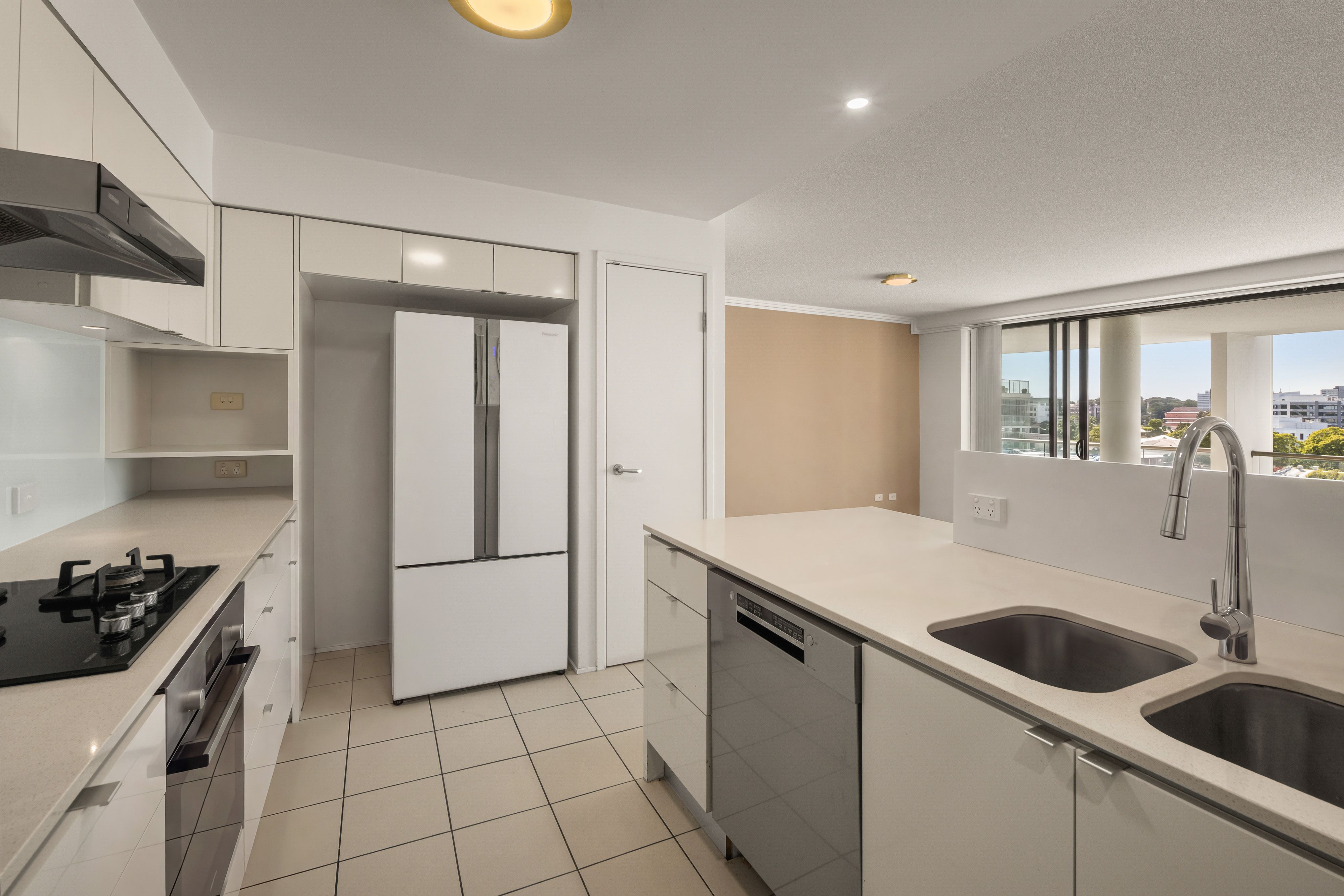 1082/18 Manning Street — photo 5 of 15