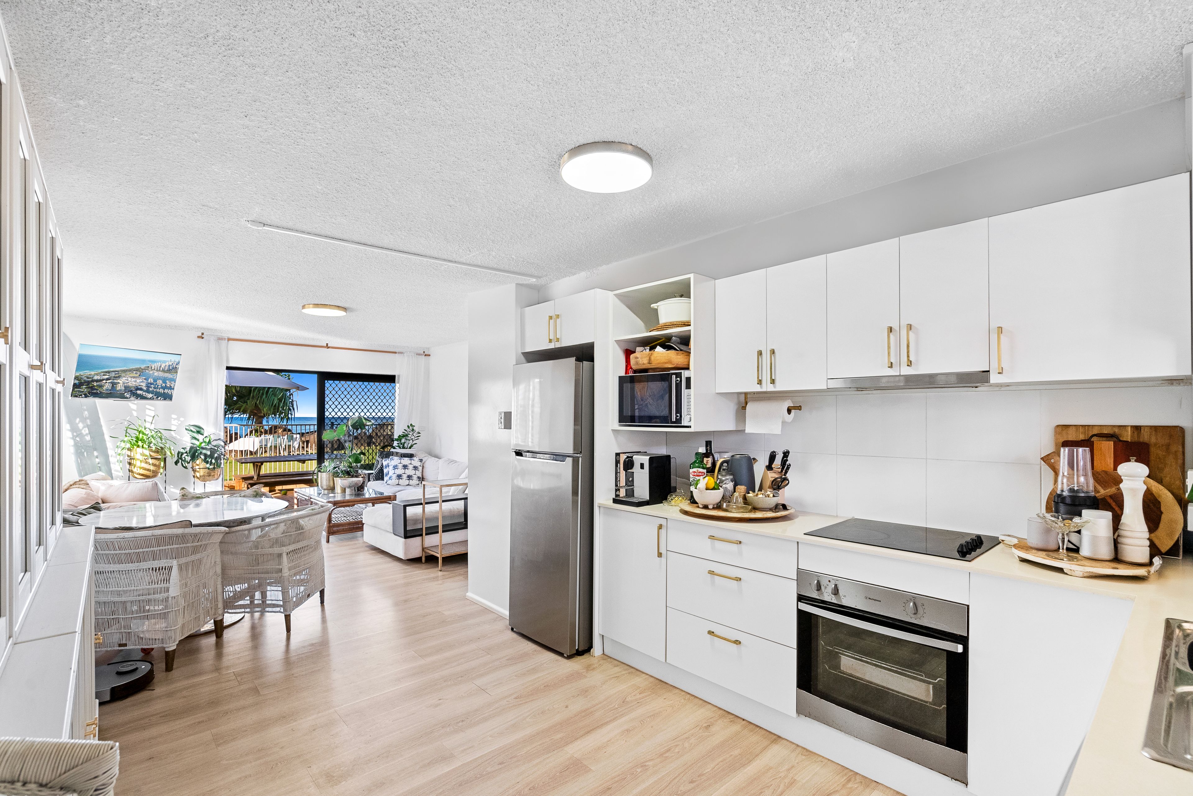 1/2 Palm Beach Avenue, Palm Beach, QLD 4221