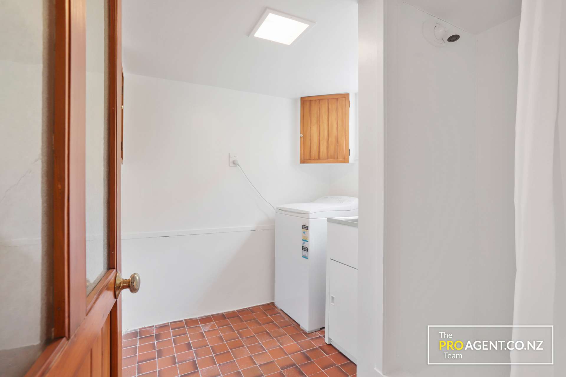 50 Rimutaka Place photo 13