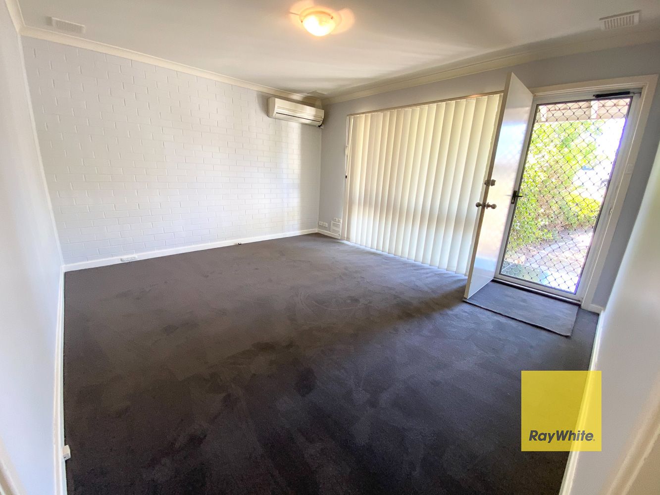 17B Bendix Way, Girrawheen, WA 6064