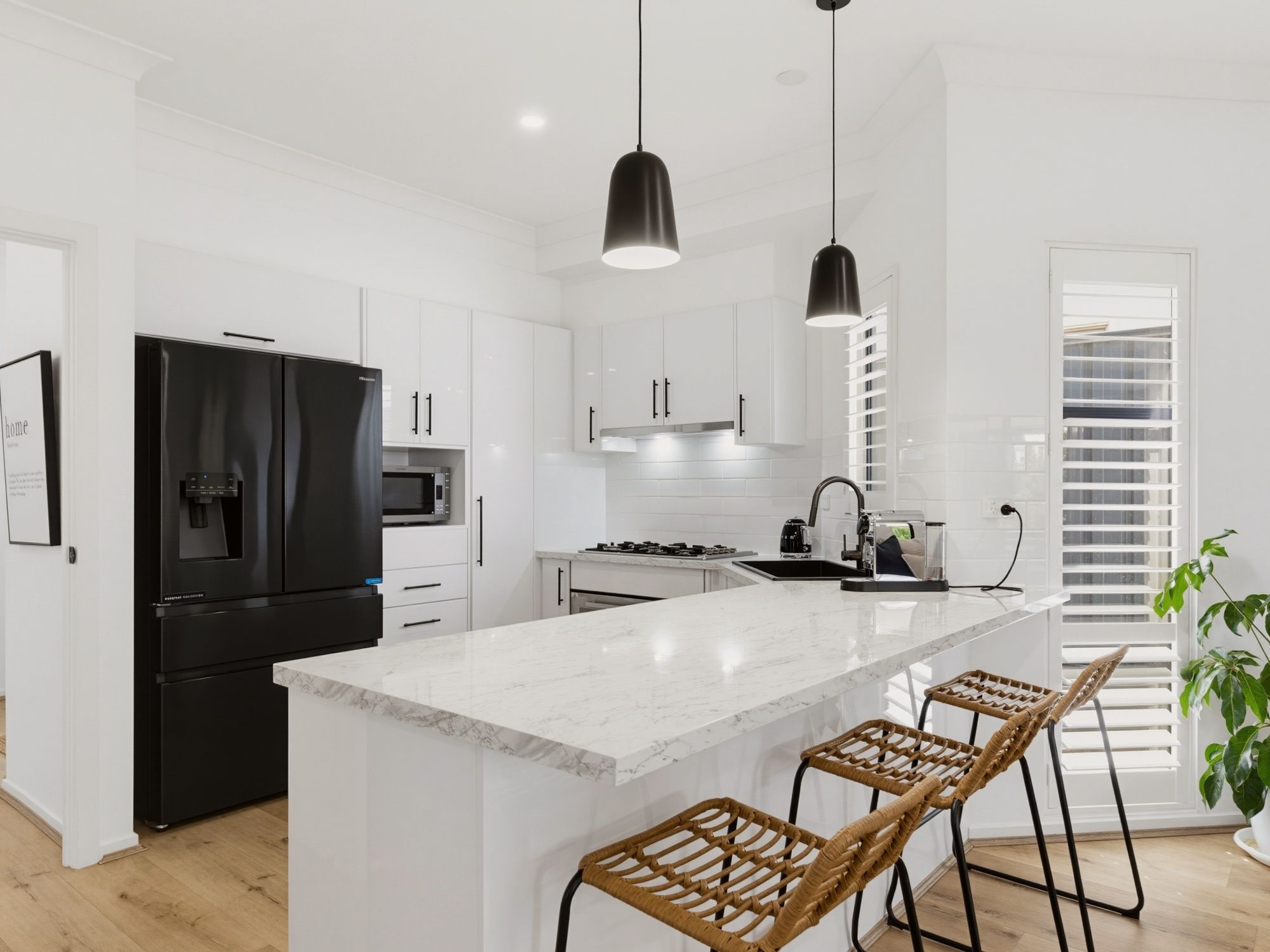 14 Clovelly Avenue — photo 3 of 30