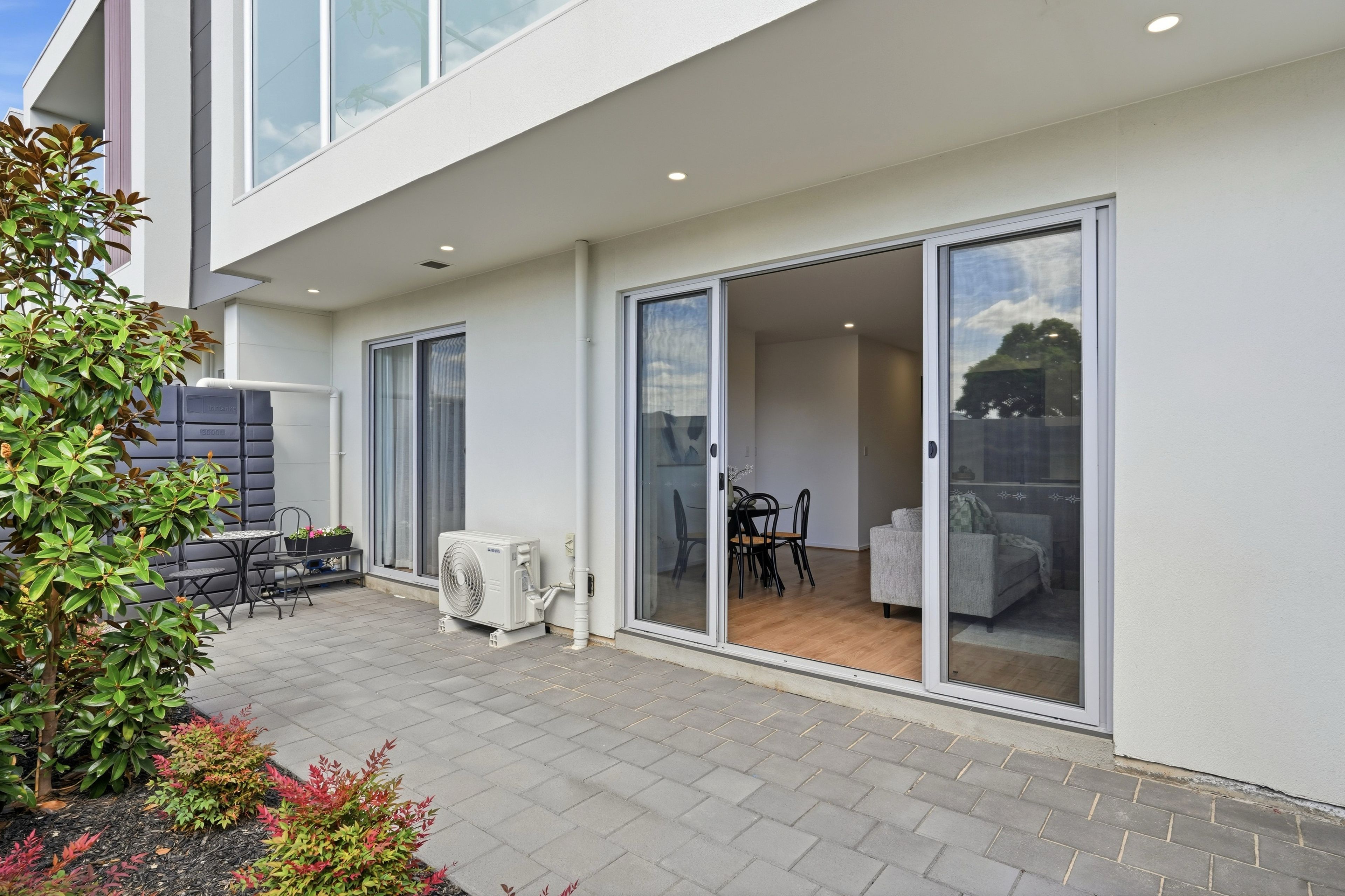 3/2A Frogmore Road — photo 12 of 14
