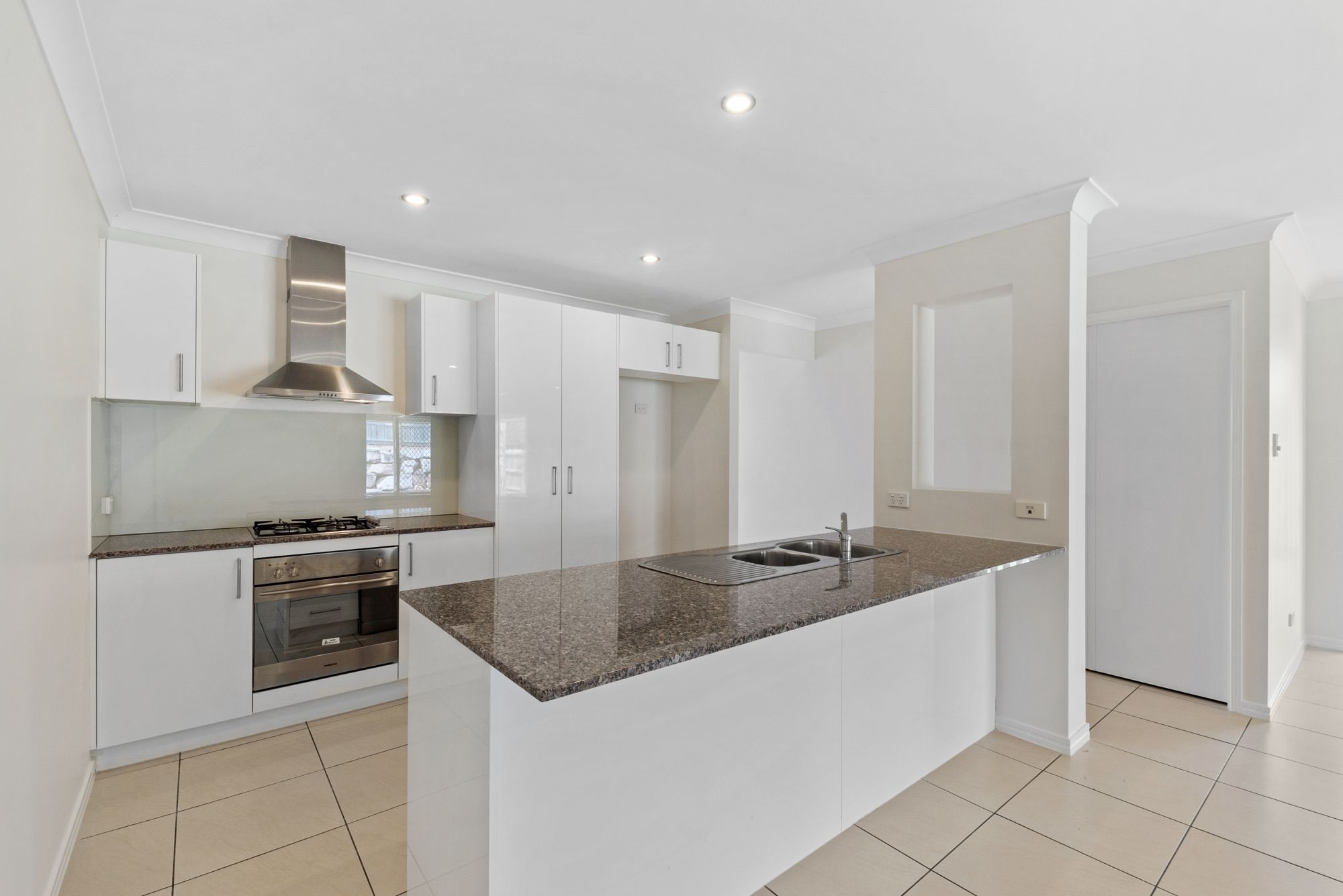 34 Chrysler Parade, North Lakes, QLD 4509