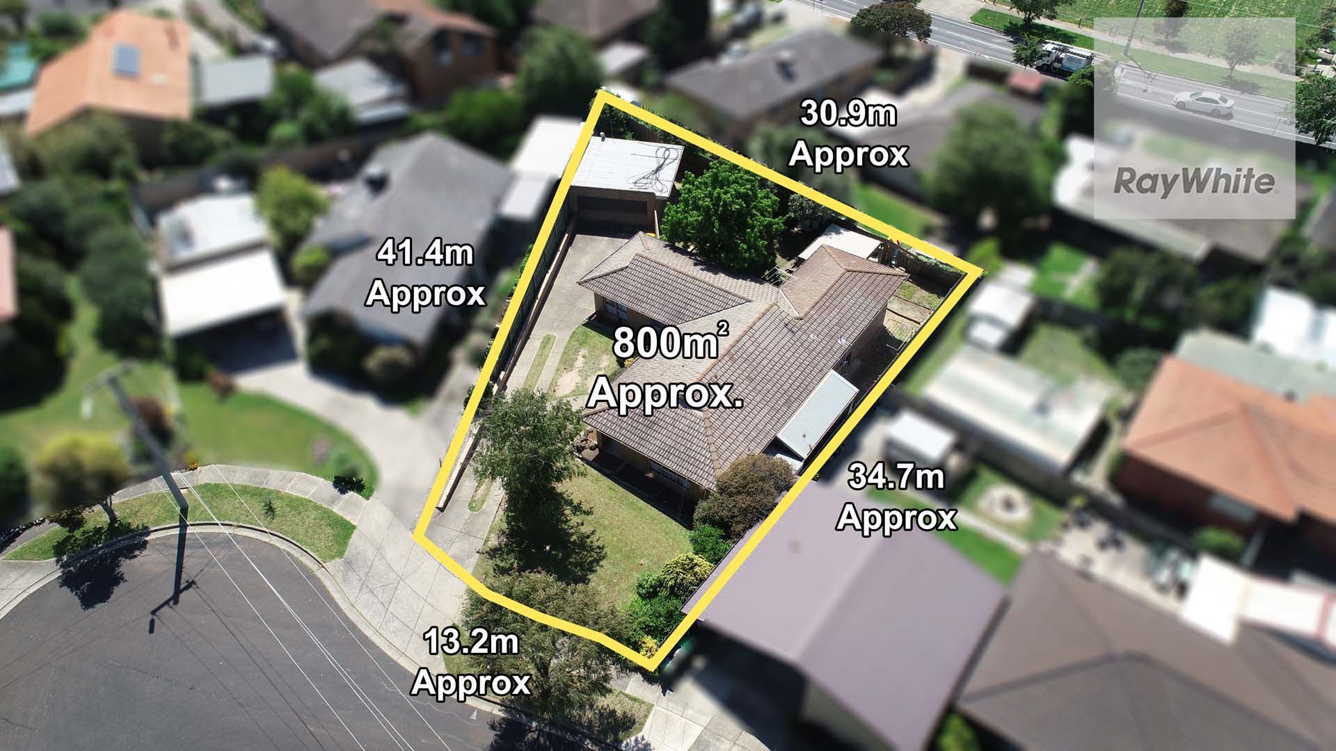 4 Caple Place, Gladstone Park, VIC 3043