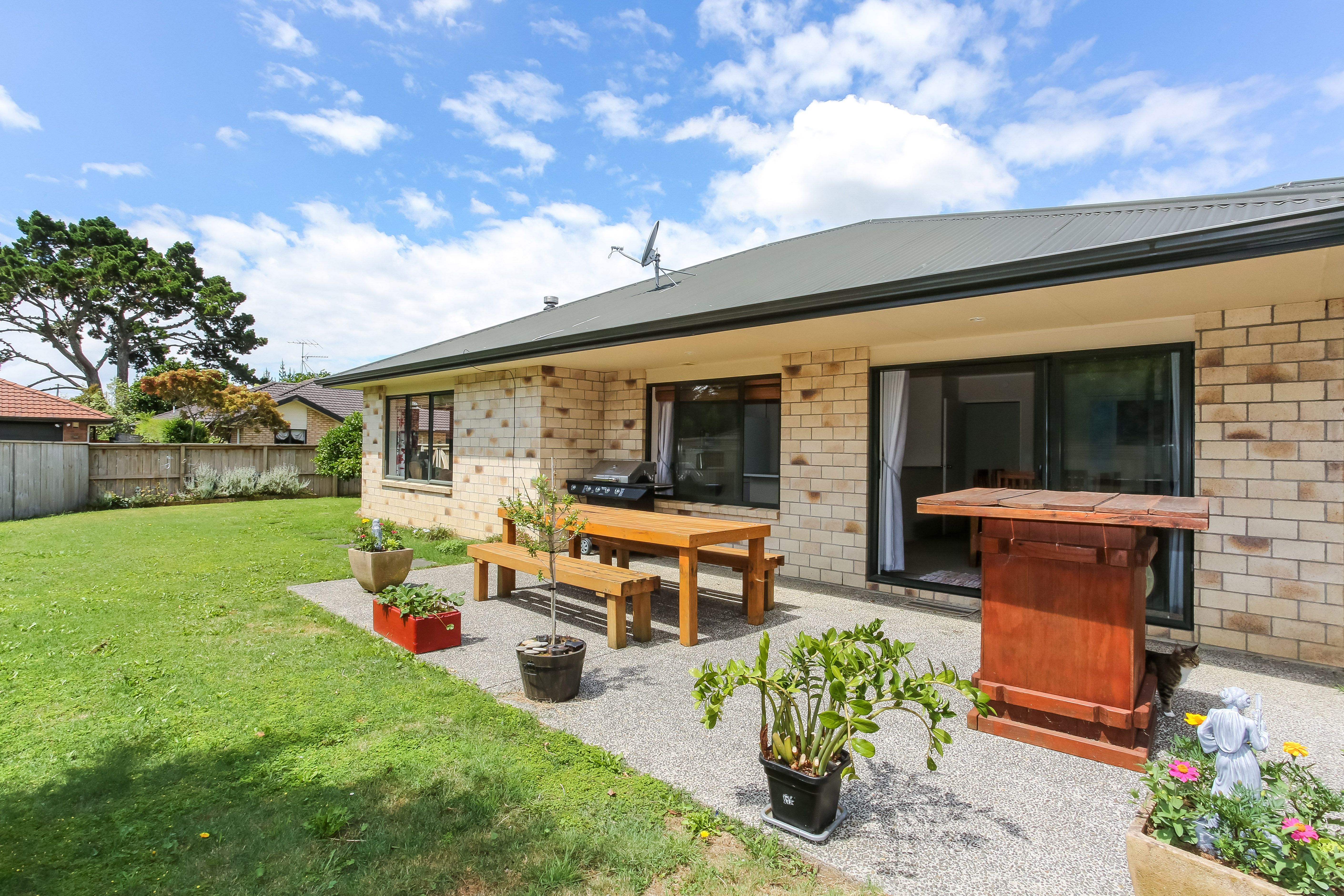 11 Delphi Grove, Tuakau, Franklin