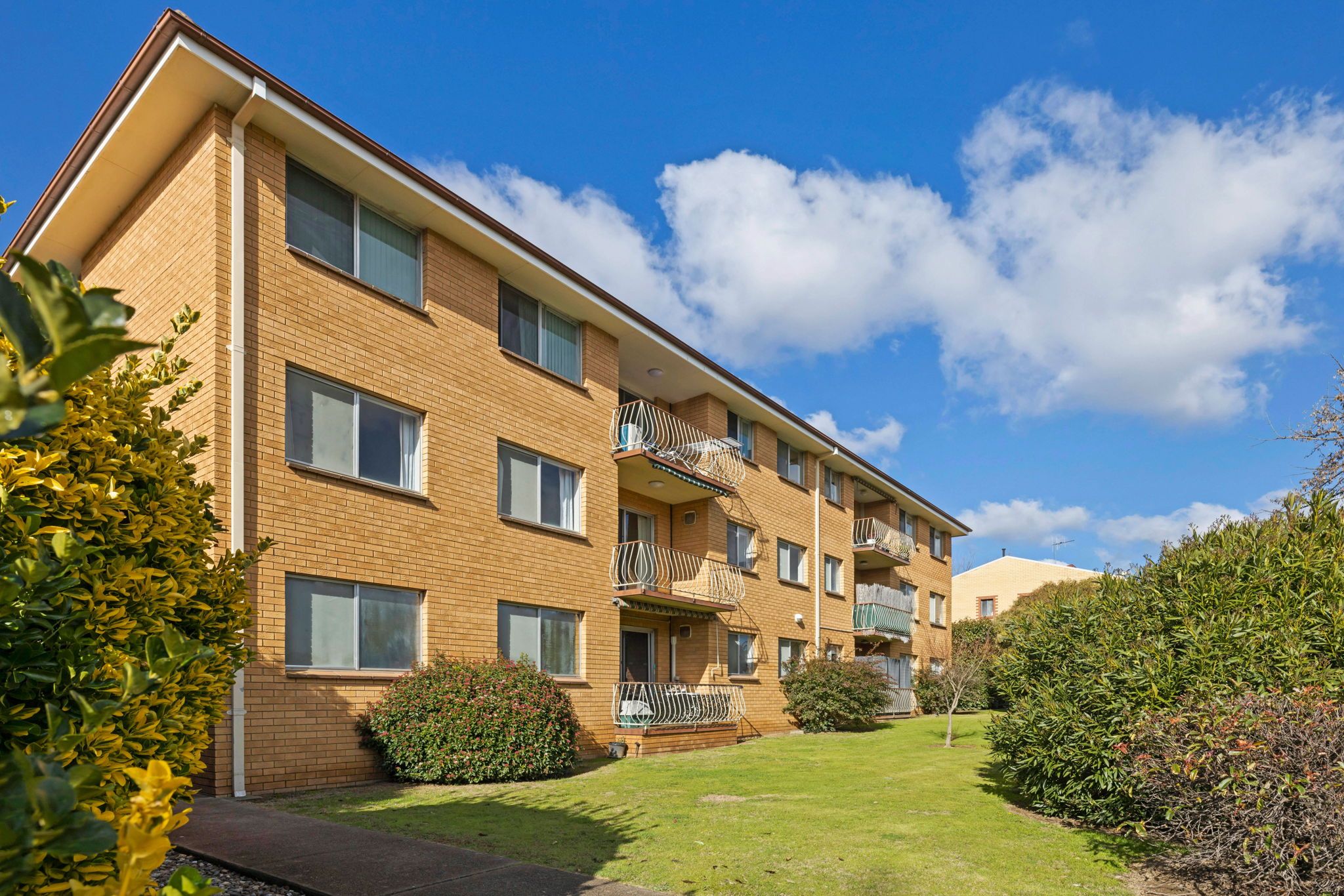 3/26 McKeahnie Street — photo from Ray White Queanbeyan