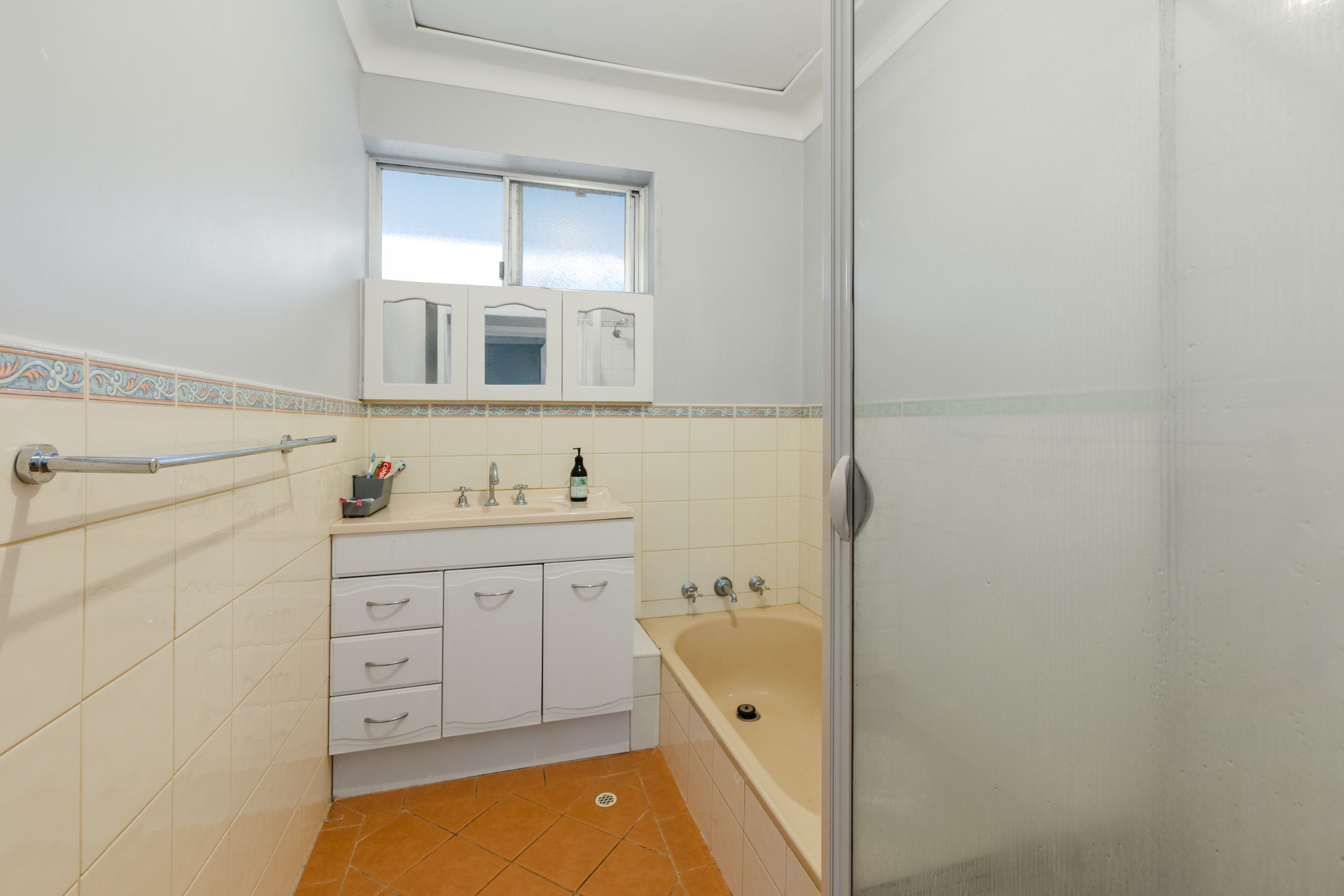 15 Shelley Street — photo 10 of 25
