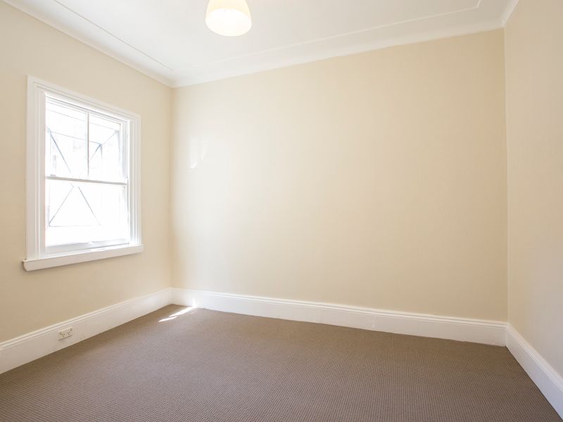 38 Belmore Street — photo 9 of 10