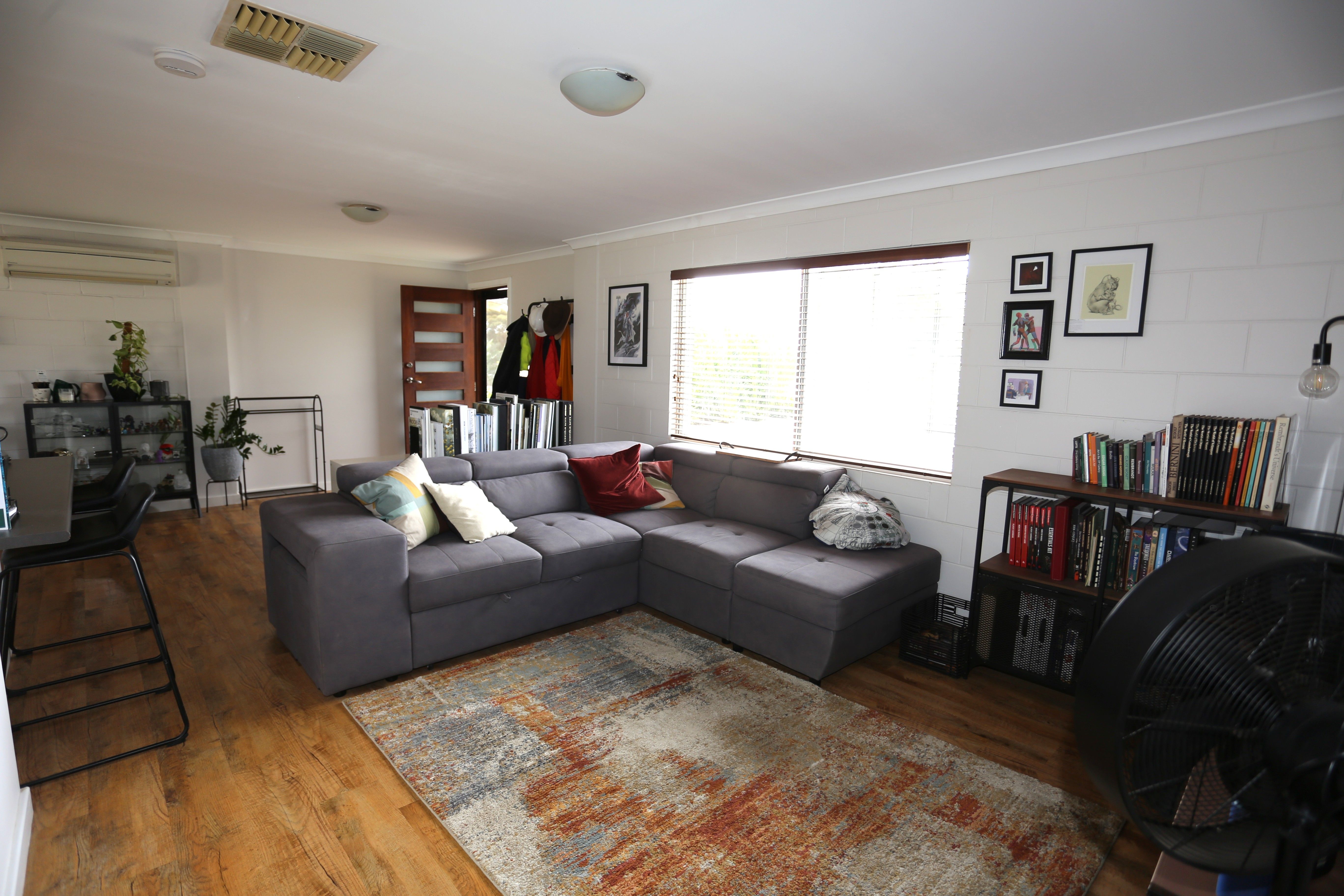 19 Sturt Pea Crescent — photo 4 of 15