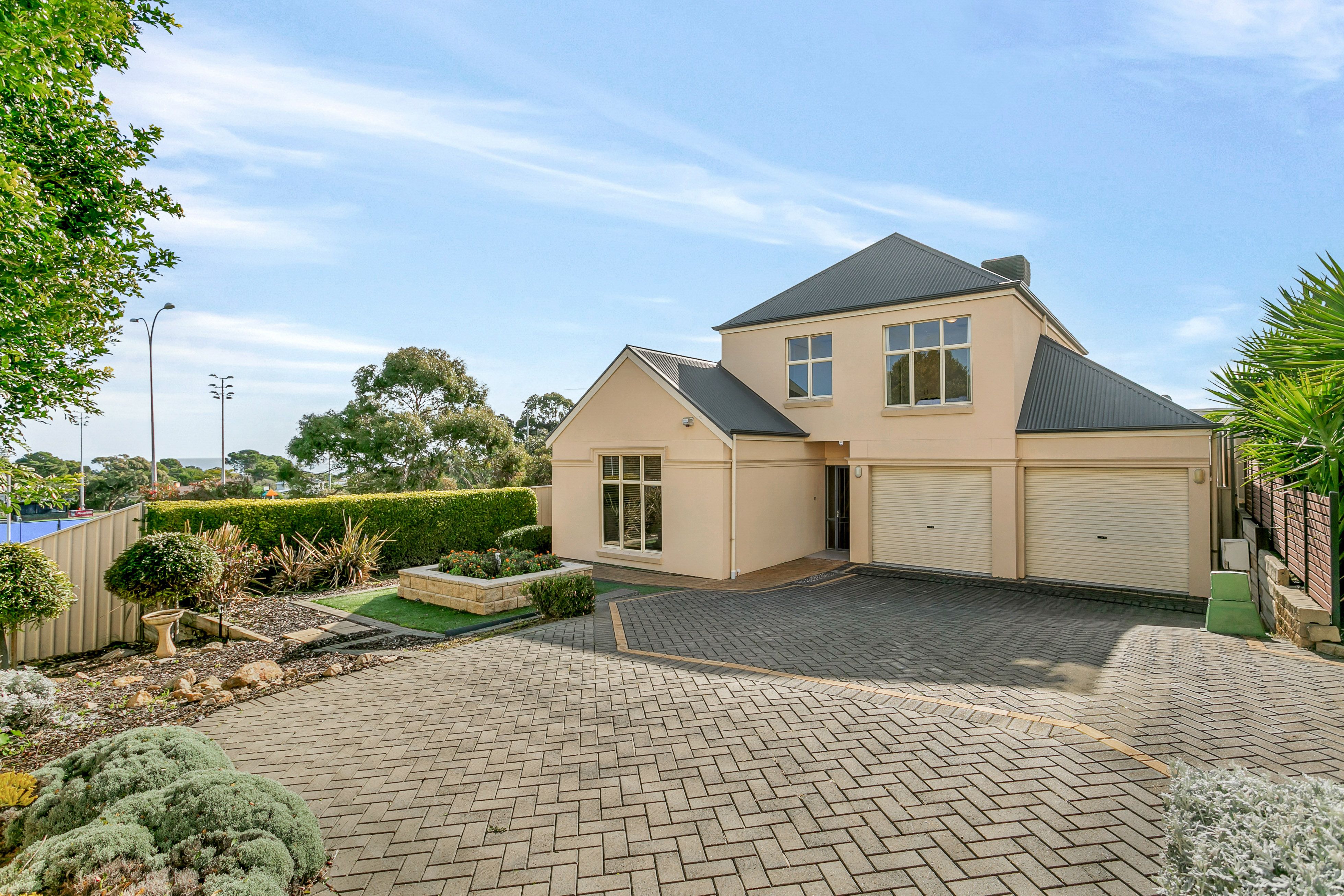 17 Lucy May Drive, Seacliff, SA 5049 Sold House Ray White Glenelg