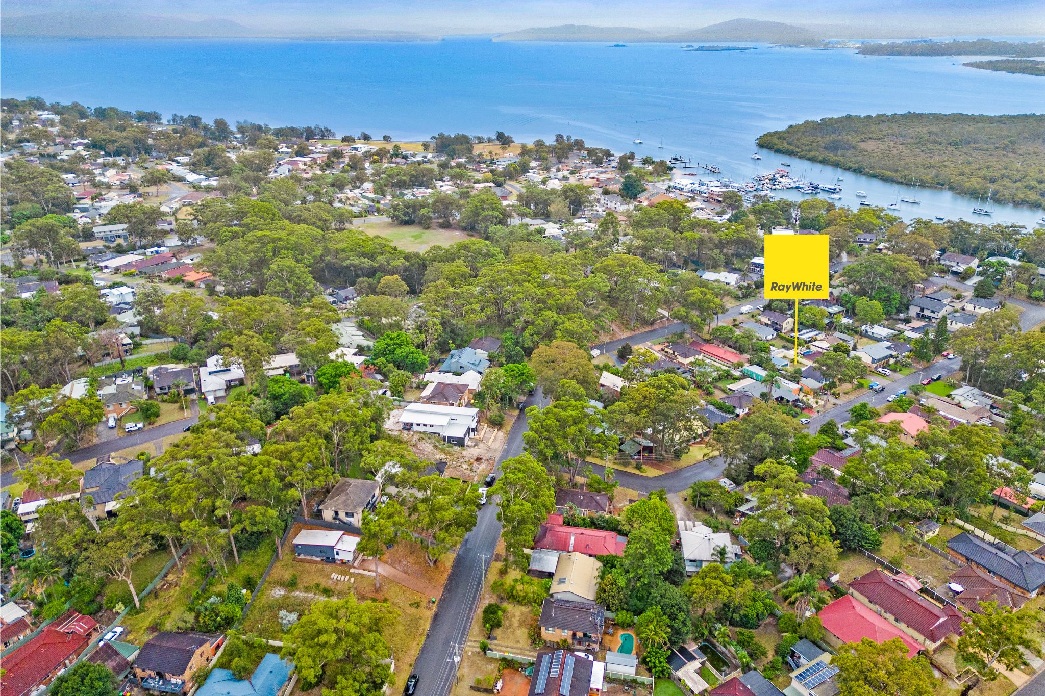 14 Paroa Avenue , Lemon Tree Passage NSW 2319