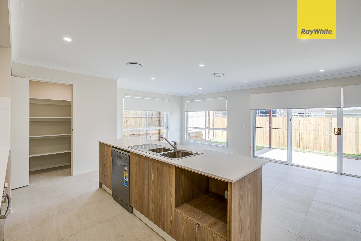 49 Yellowstone Circuit, Yarrabilba, QLD 4207