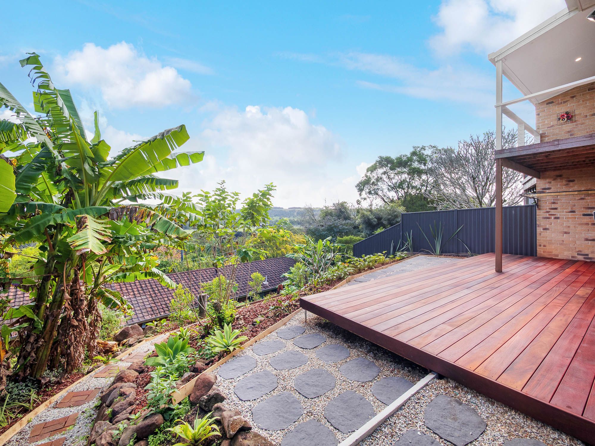 1/16 Pendara Crescent — photo 21 of 24