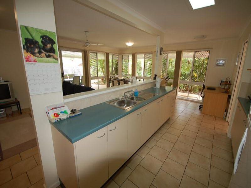 2 Wyara Court, Petrie, QLD 4502