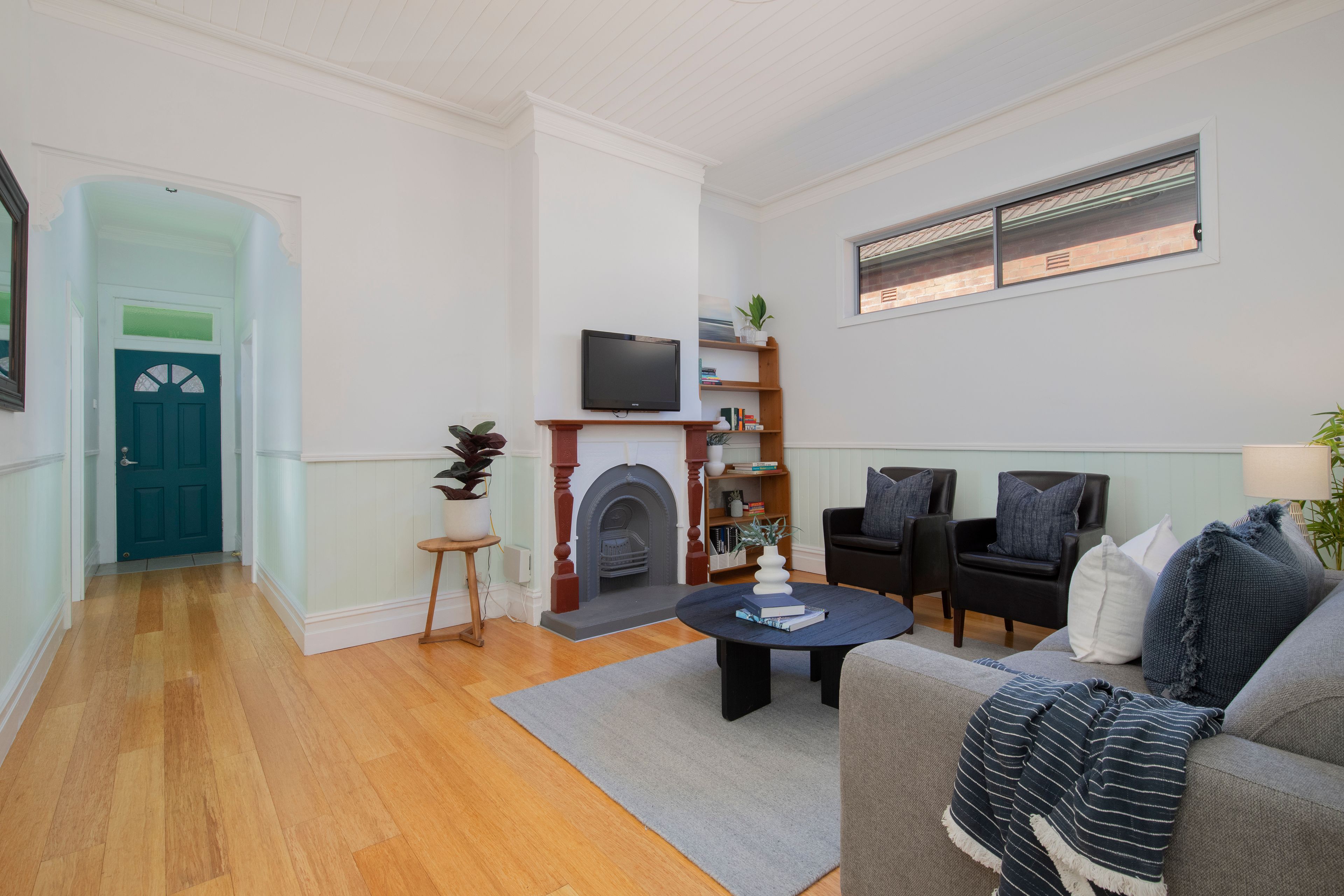 48 Gordon Avenue — photo 4 of 26