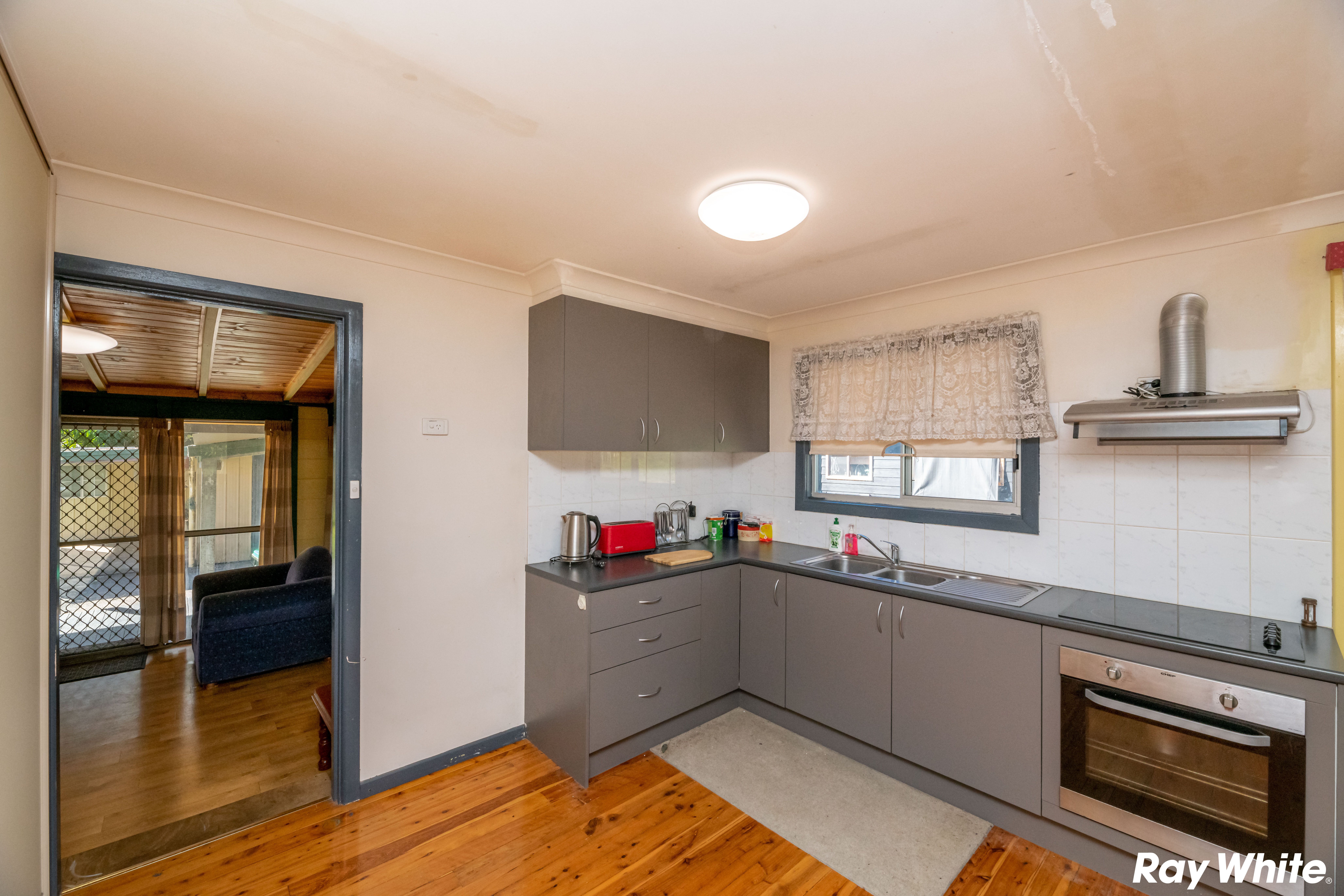136 Green Point Drive, Green Point, NSW 2428