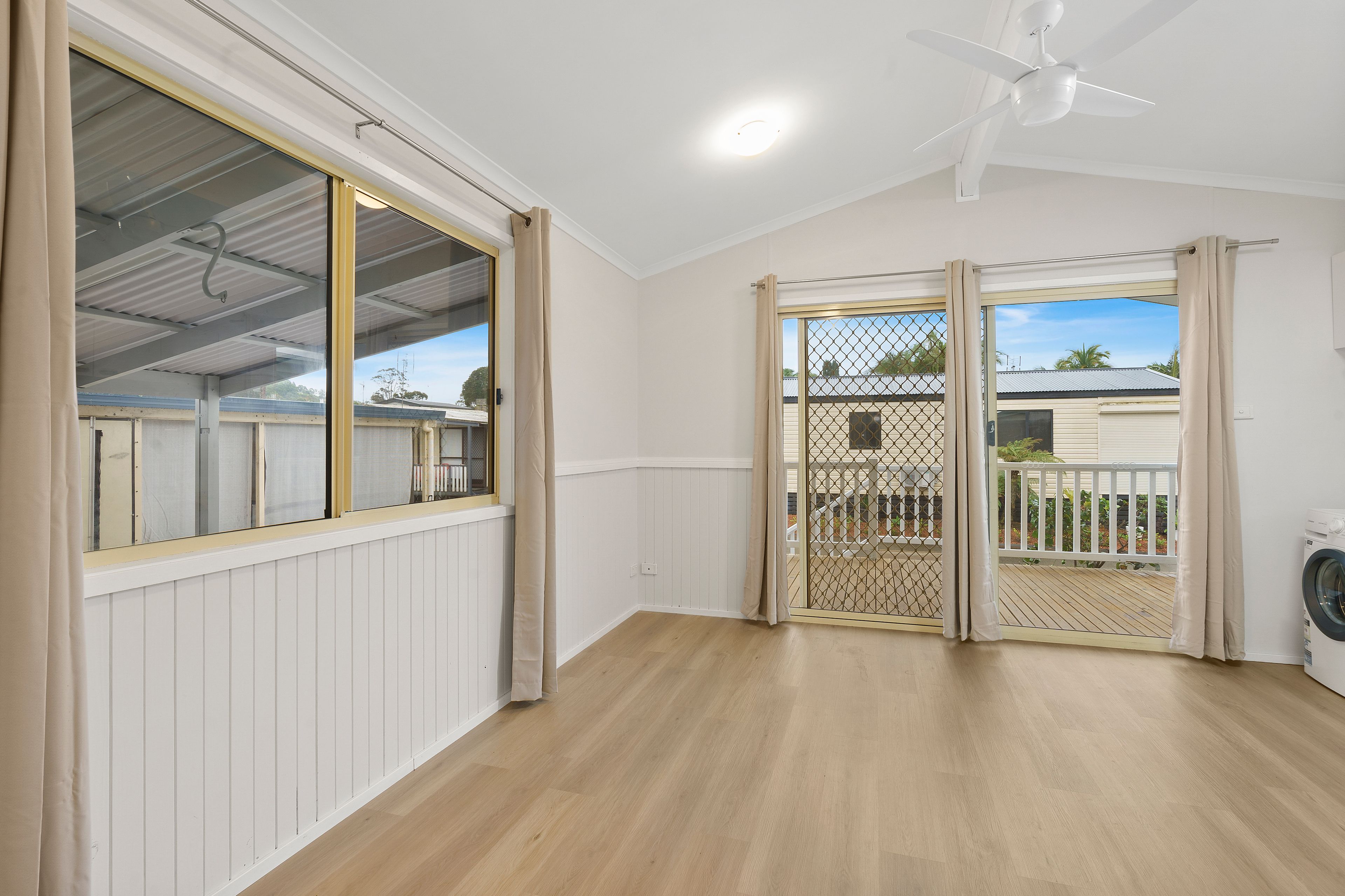 104/14 Shoalhaven Heads Road — photo 3 of 11