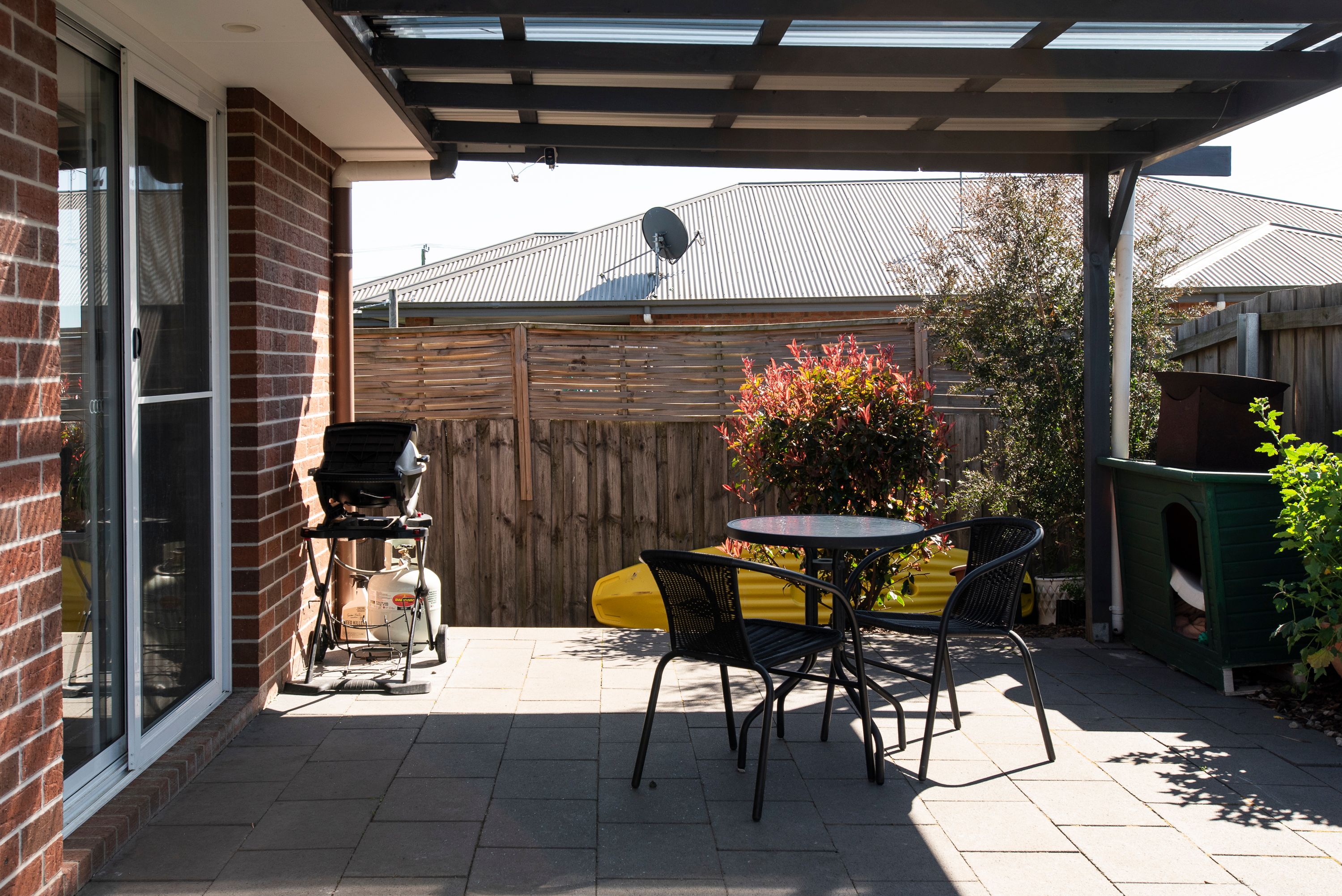 2/8 Goderich Street — photo 10 of 12