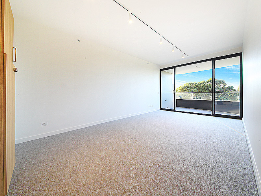 305/24 Levey Street — photo 4 of 5