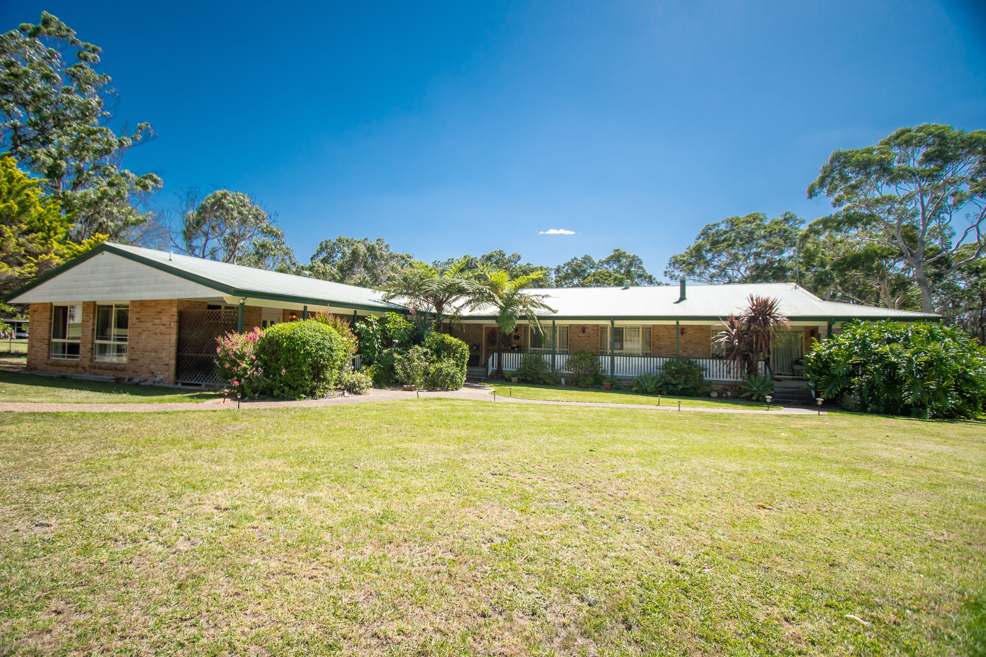 44 Gardner Road, Falls Creek NSW 2540