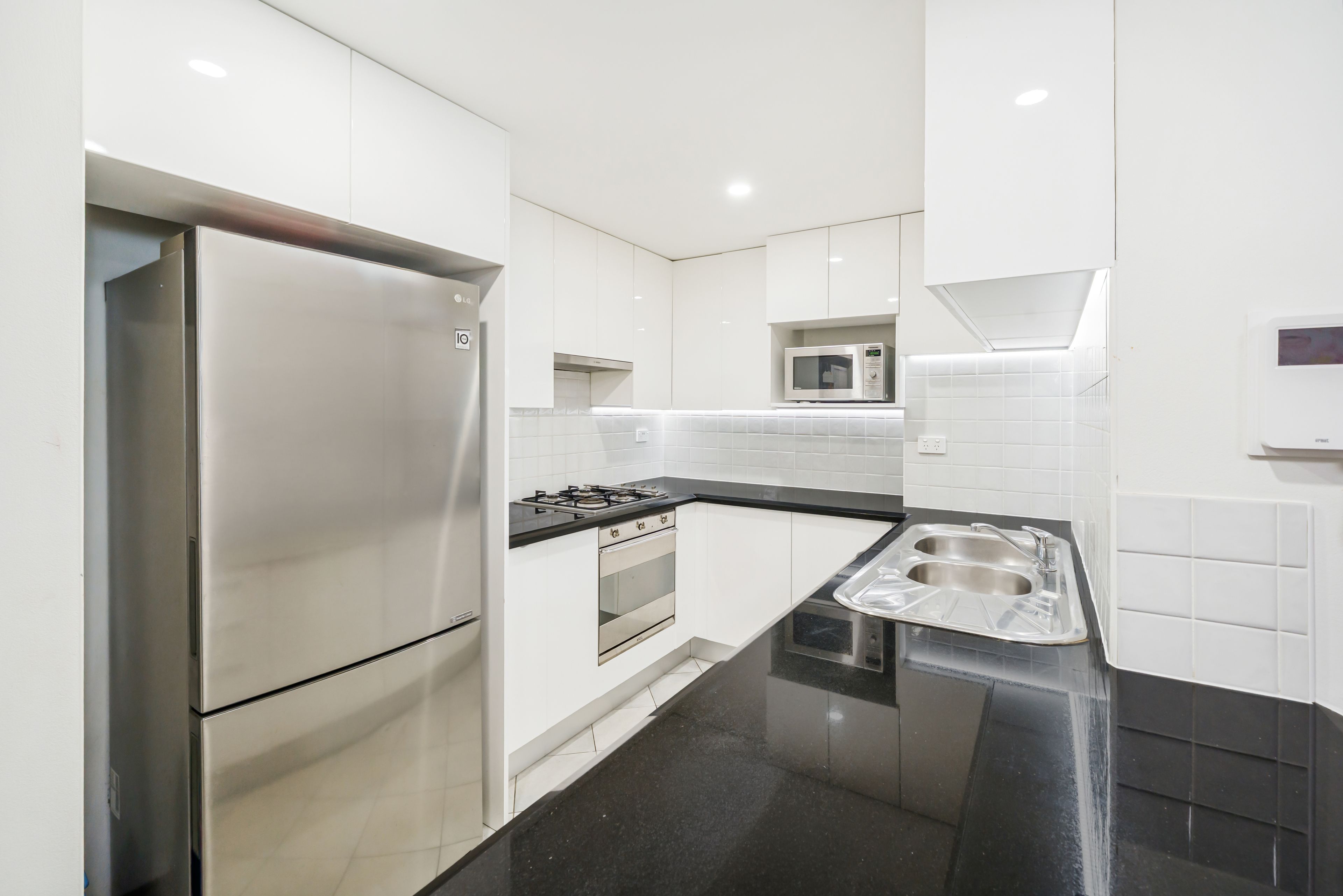 48/1-5 Harwood Street — photo 6 of 13