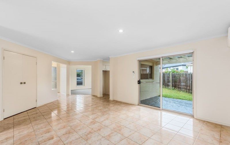 8 Flagstaff Place, Robina, QLD 4226