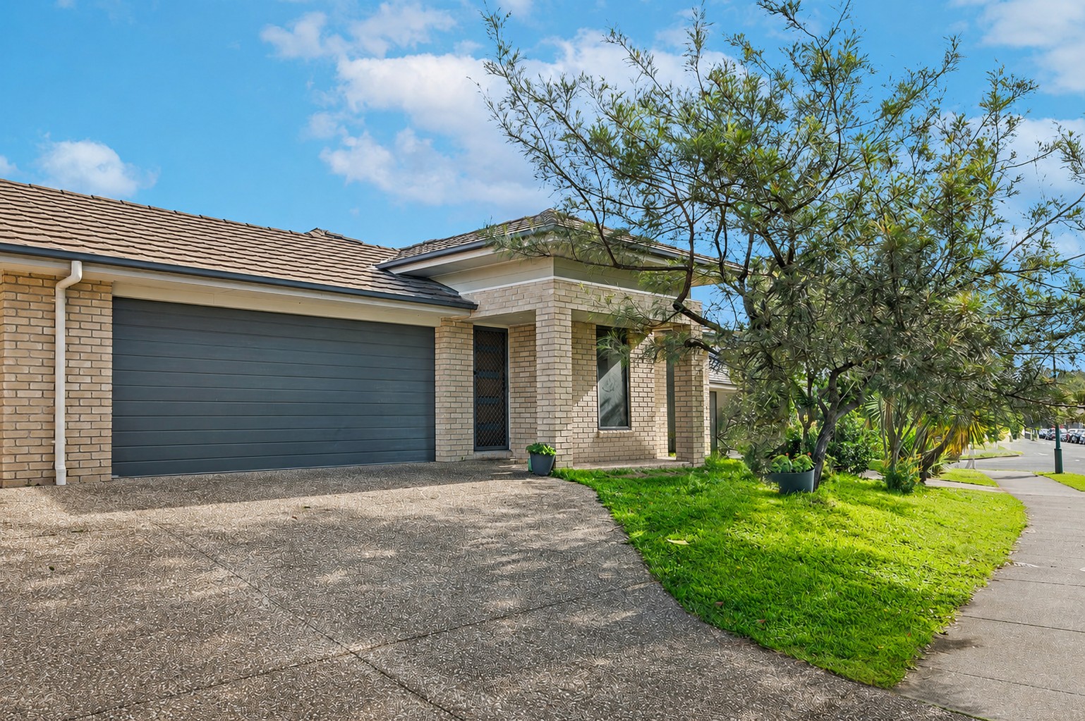 2/75 Reedmans Road, Ormeau, QLD 4208