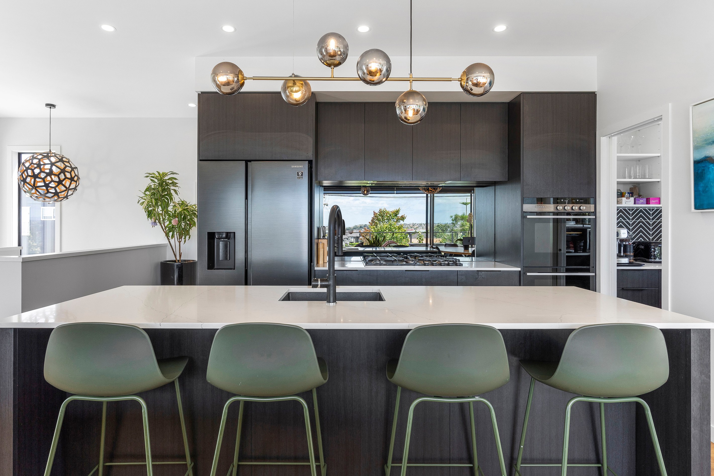 19 Silverton Avenue, Wai O Taiki Bay, Auckland City