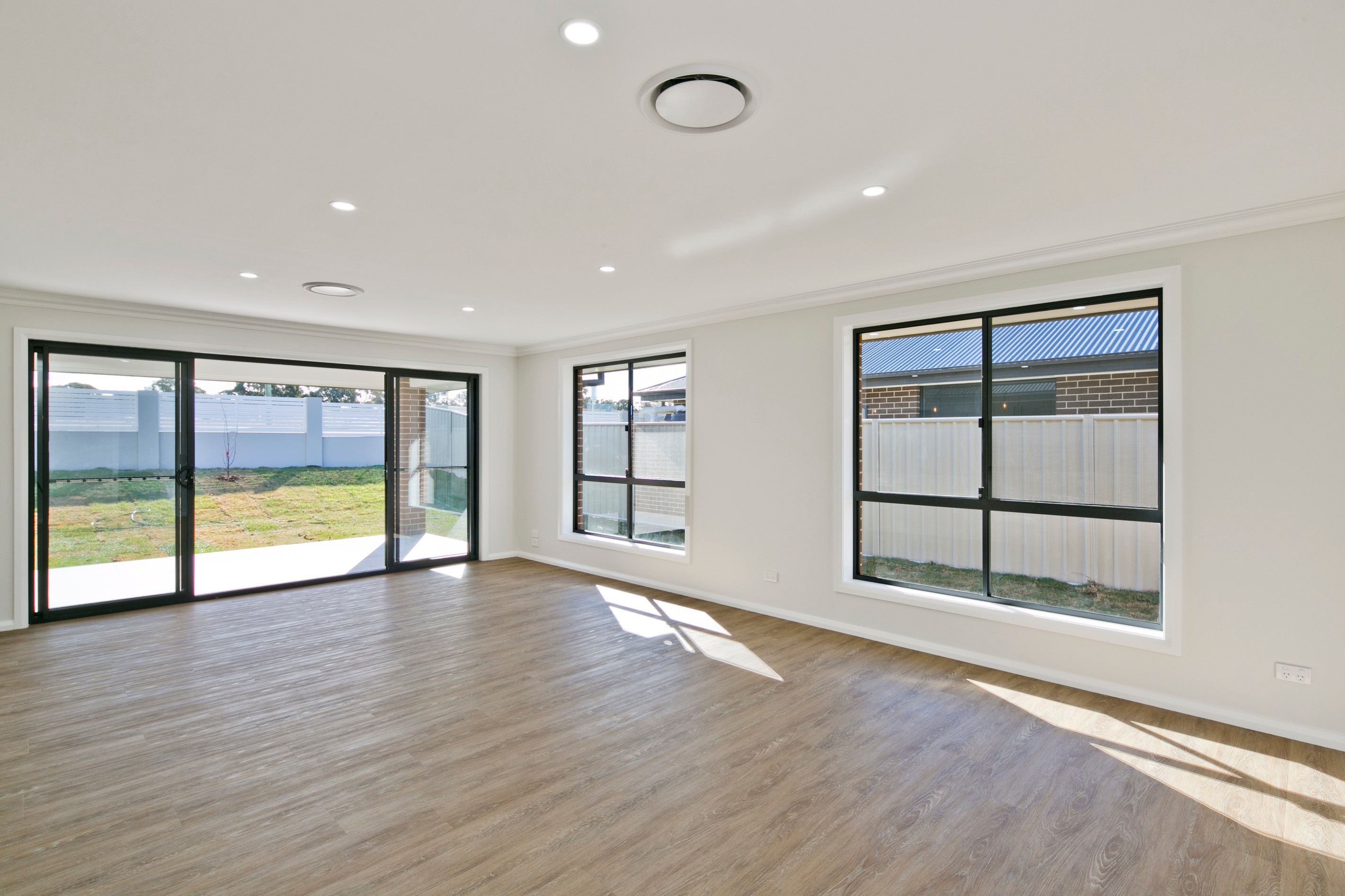 12 Quiberon Way, Goulburn, NSW 2580