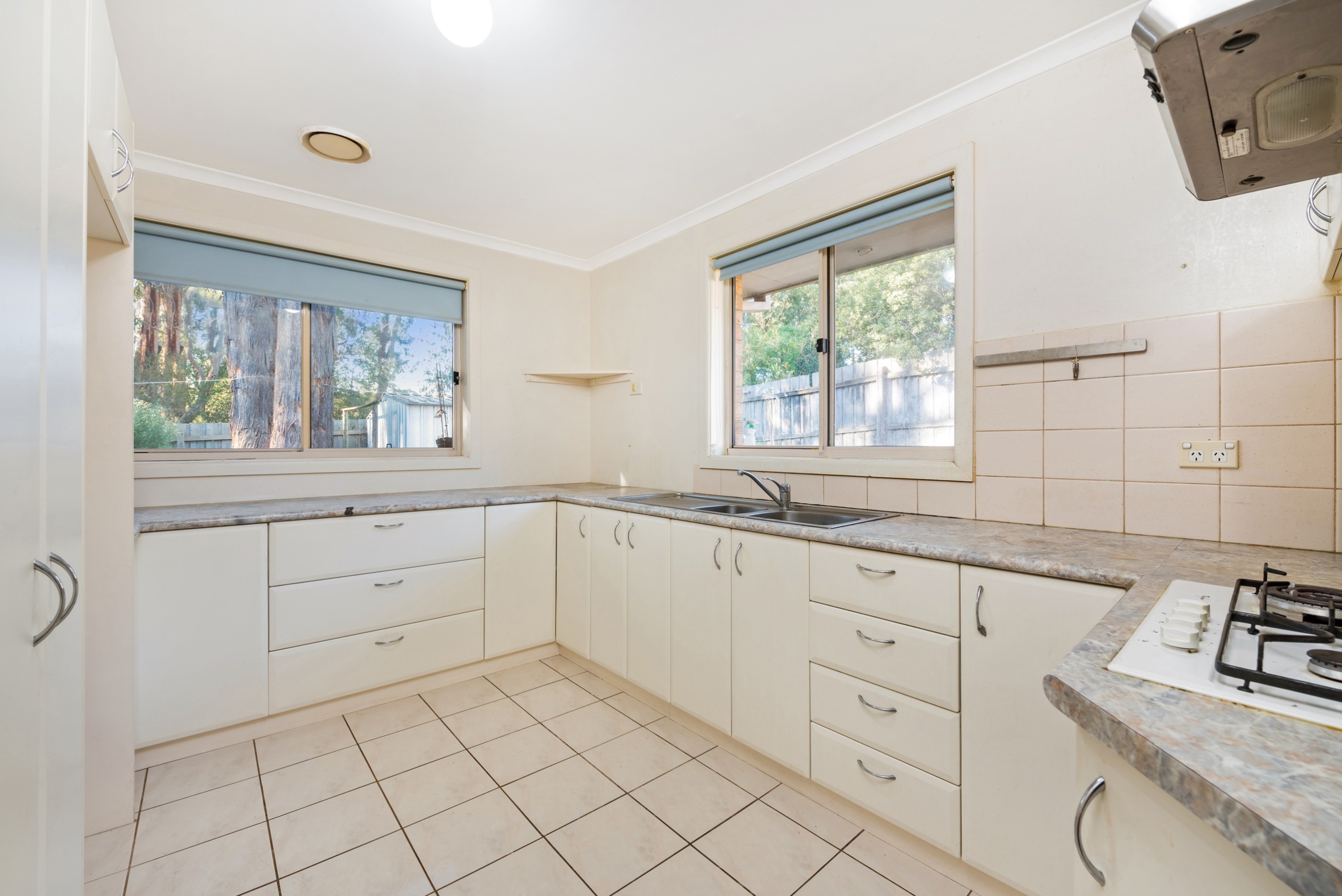 28 Manifold Court, Croydon South, VIC 3136