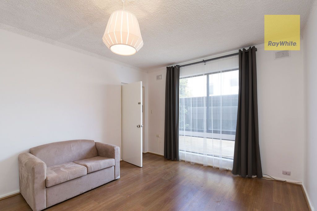 3/63 Downing Street, Hove, SA 5048