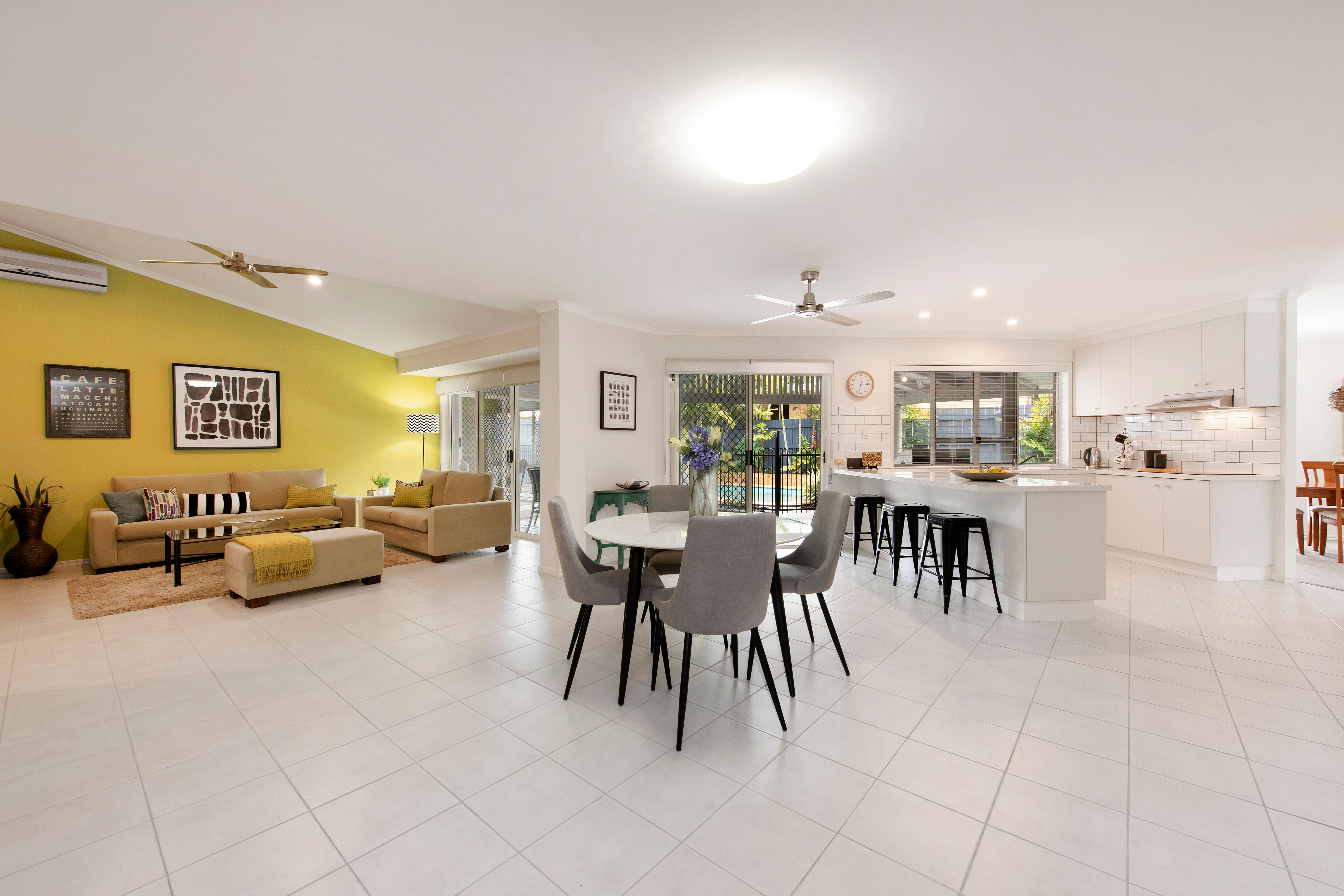 47 Cowell Street, Carindale, QLD 4152