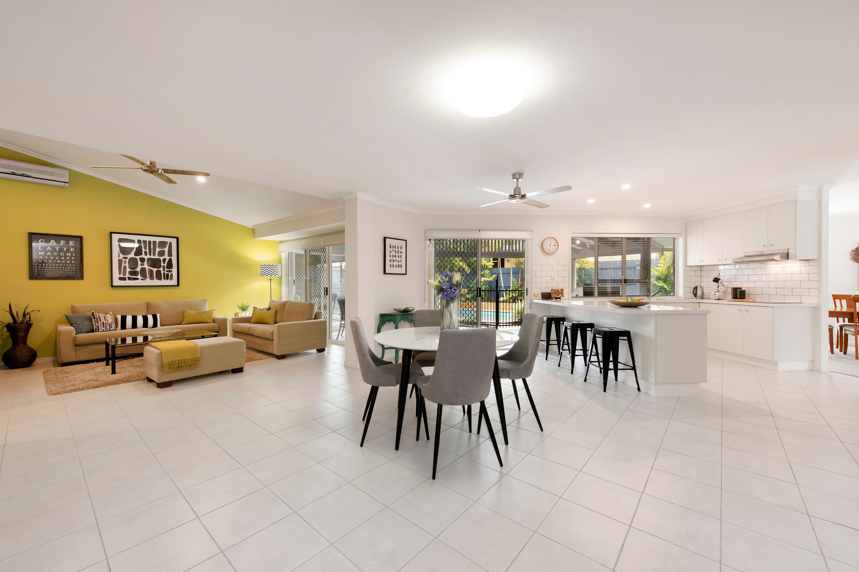 47 Cowell Street, Carindale, QLD 4152