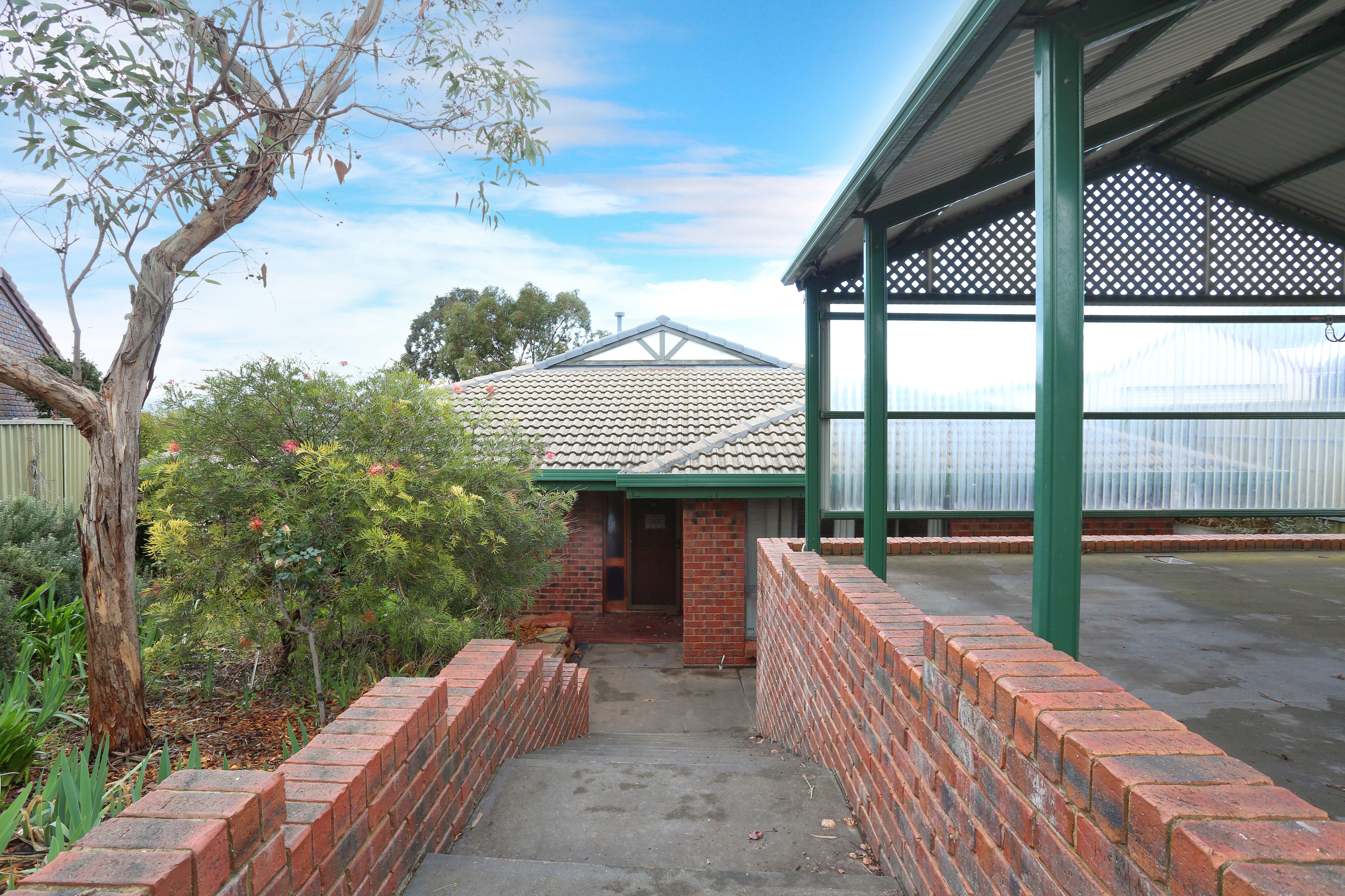 5 Pecos Court, Wynn Vale, SA 5127