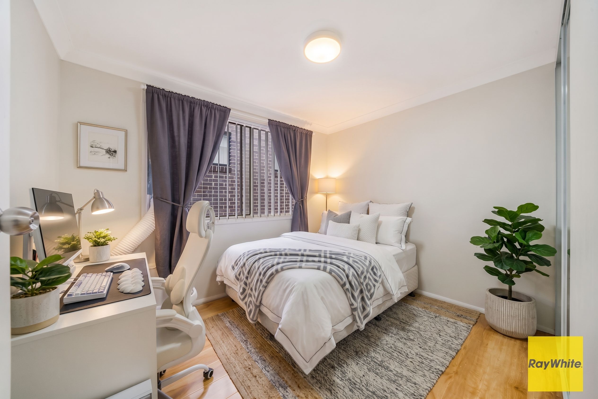 24A TORRENS Street — photo 8 of 16