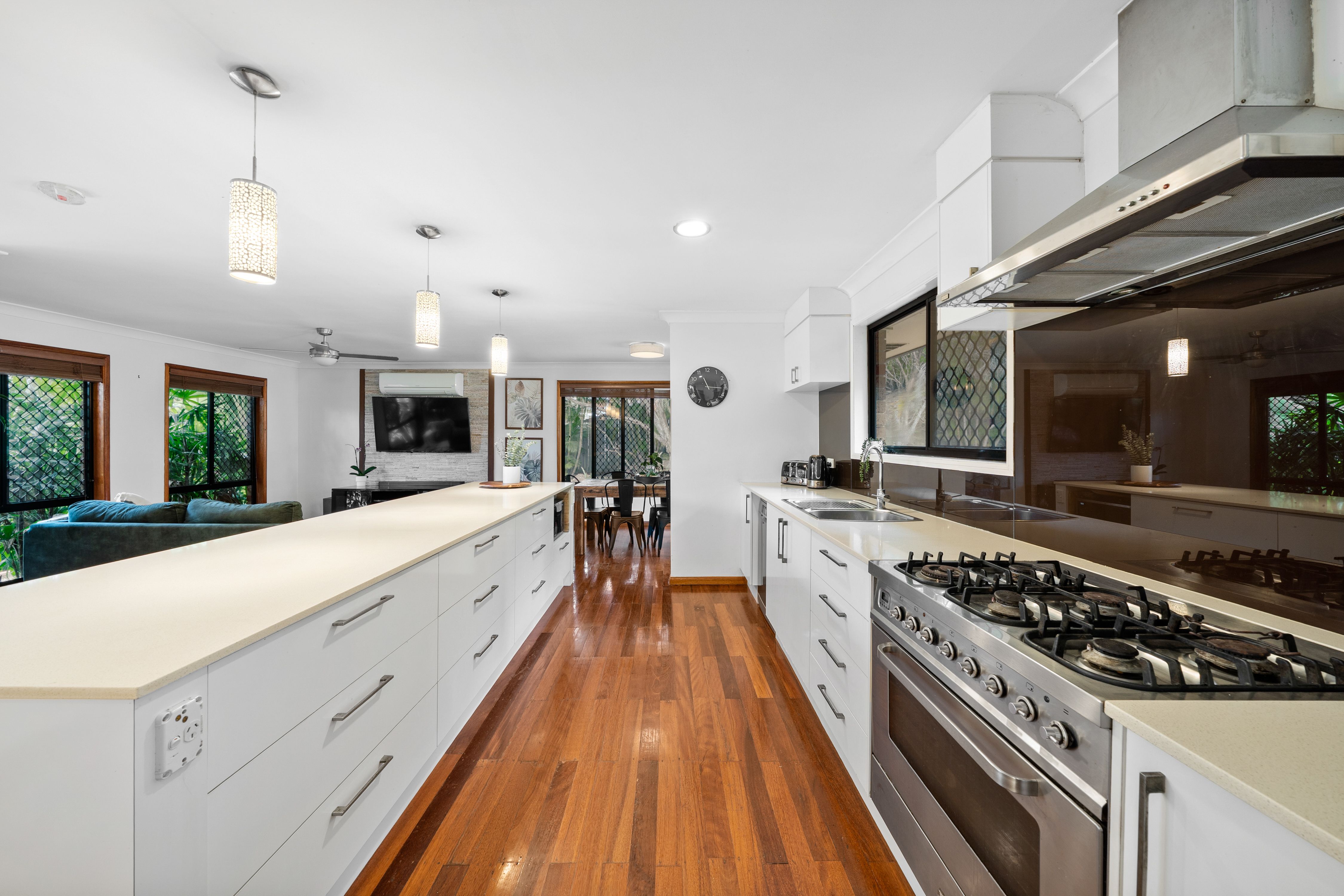 7 Mahogany Court — photo 5 of 29