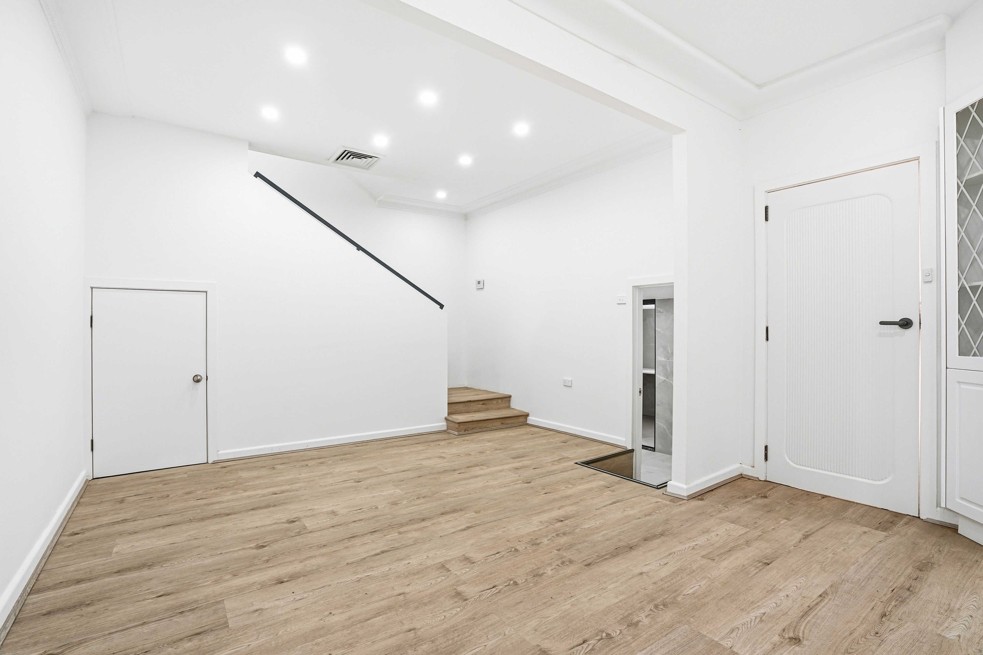 230 Bungarribee Road — photo 3 of 10