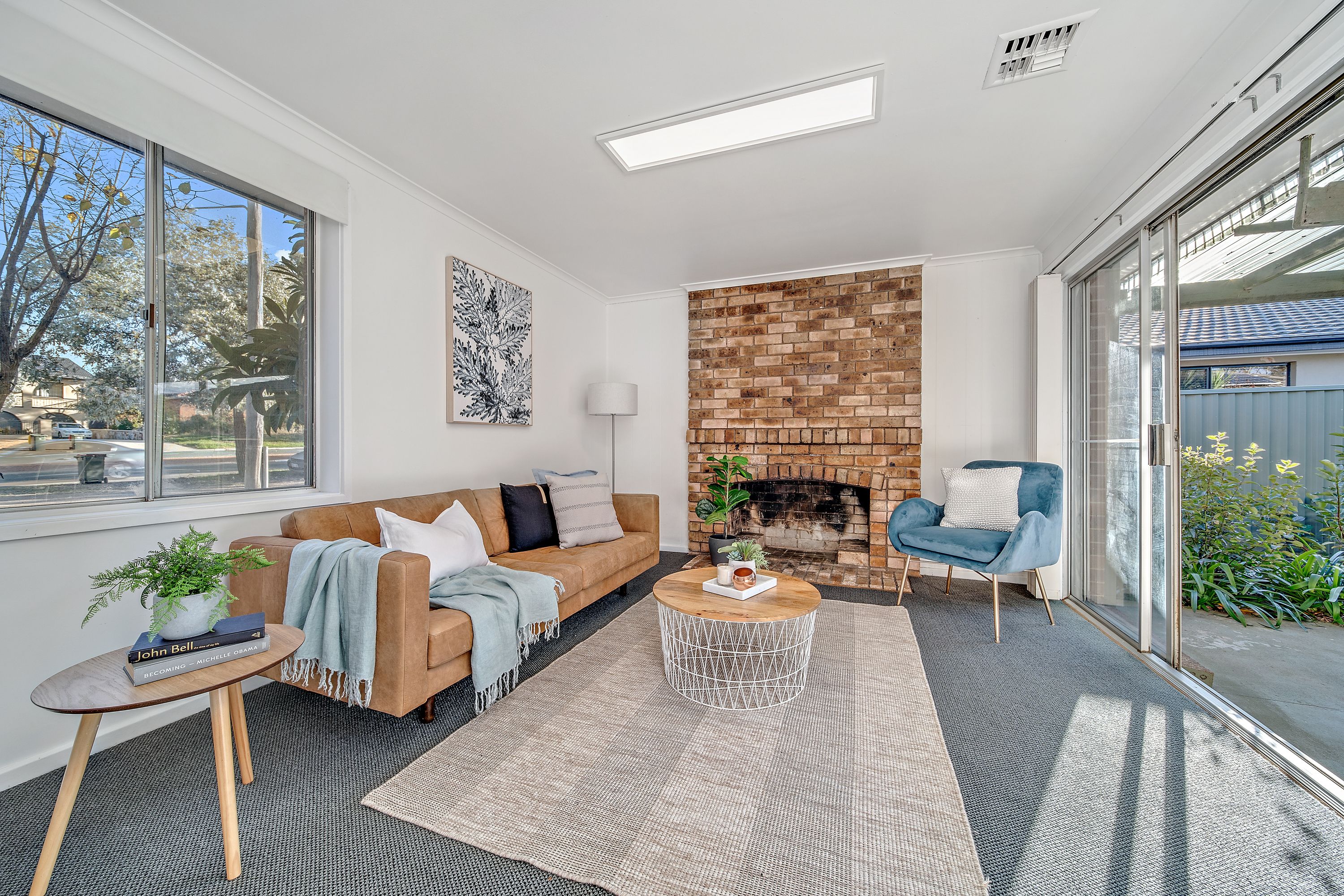 68 Belconnen Way — photo 2 of 19