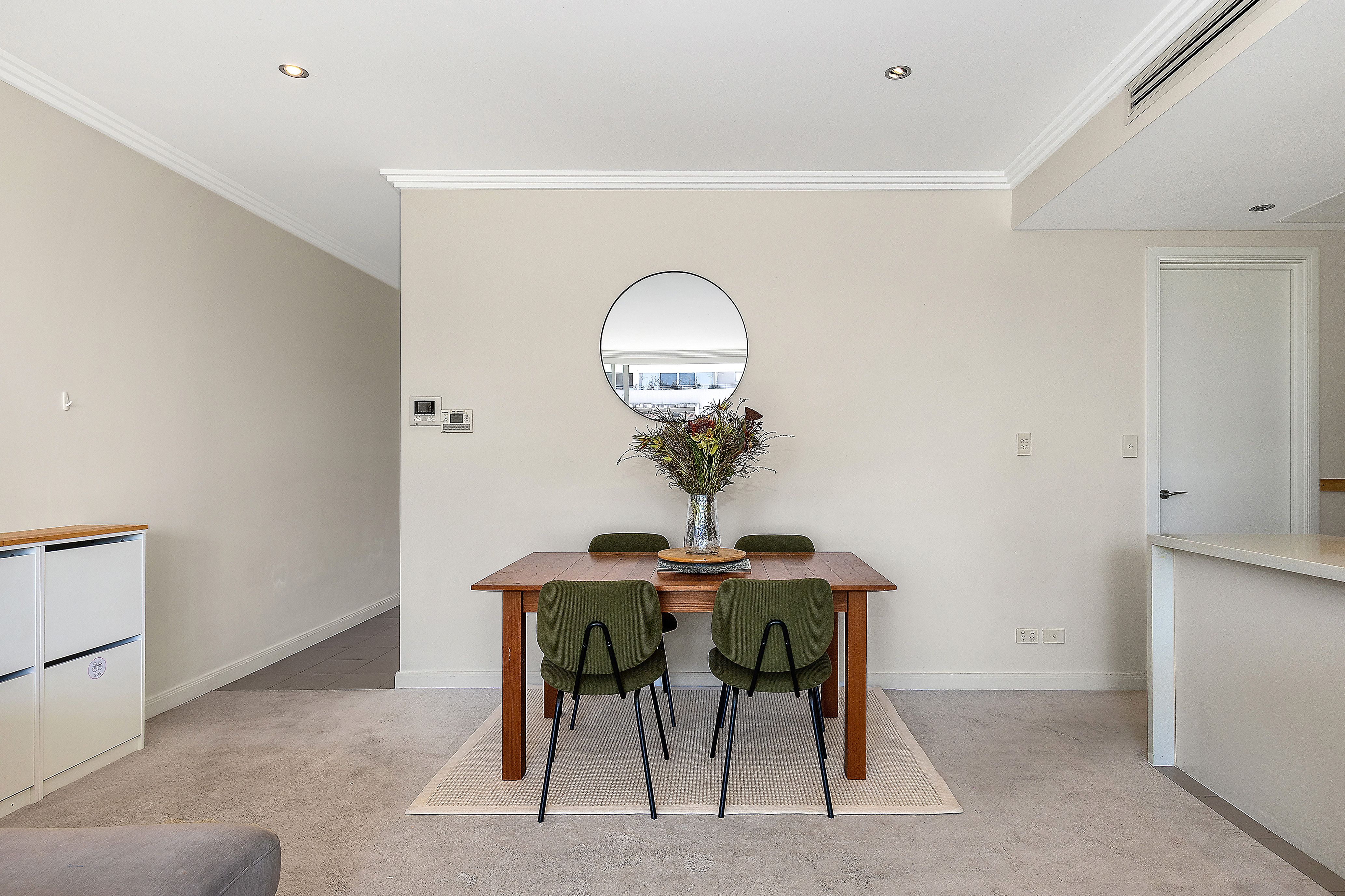 30/2-4 Sturt Place — photo 4 of 9