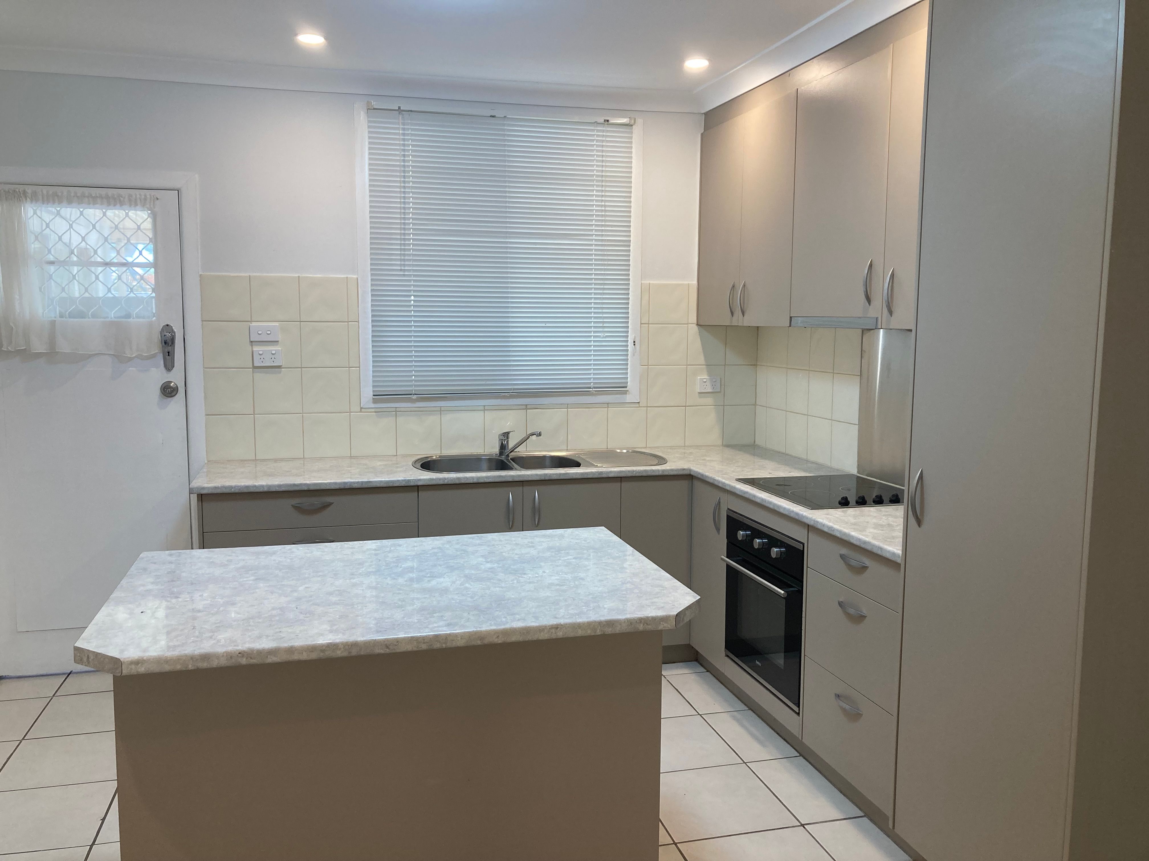 19 Endeavour Street, Deception Bay, QLD 4508