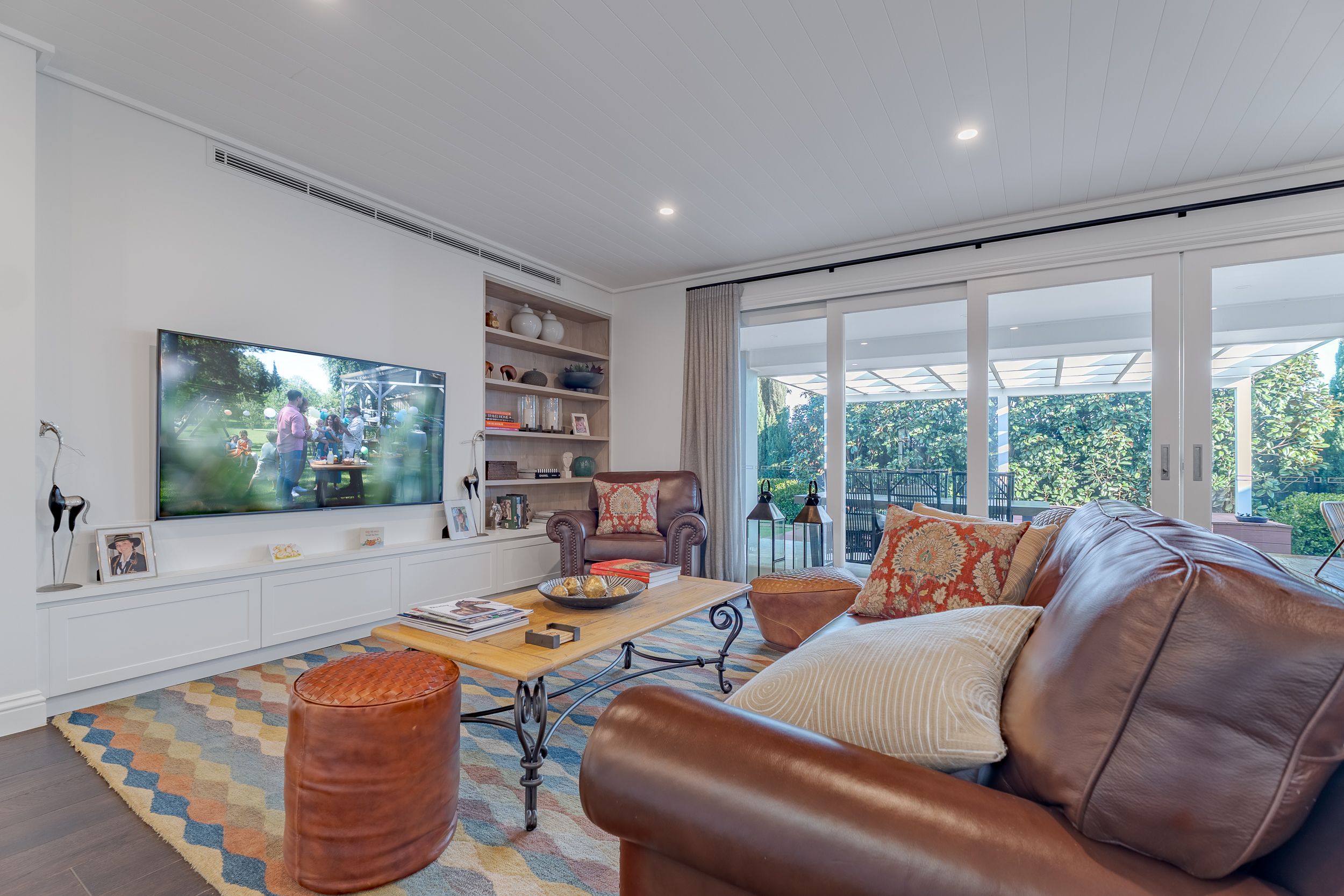 33 Azure Avenue — photo 11 of 24