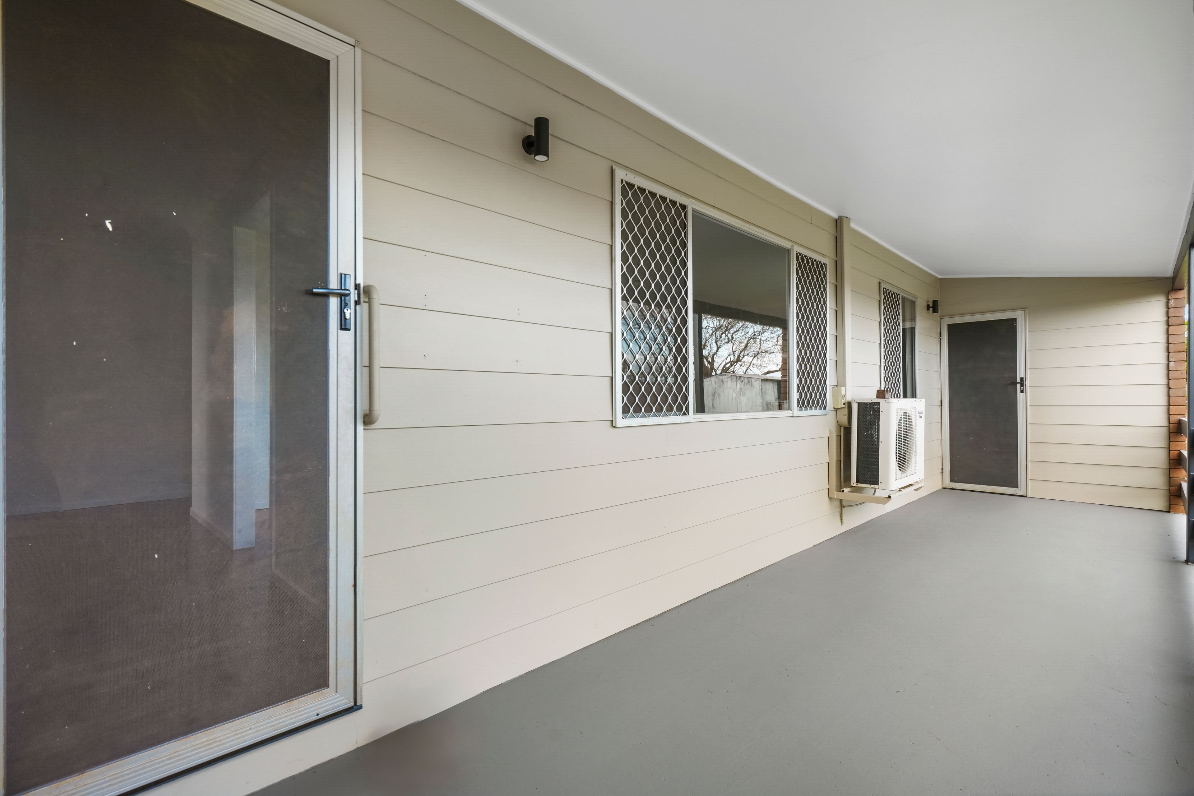9 Laura Court — photo 18 of 18